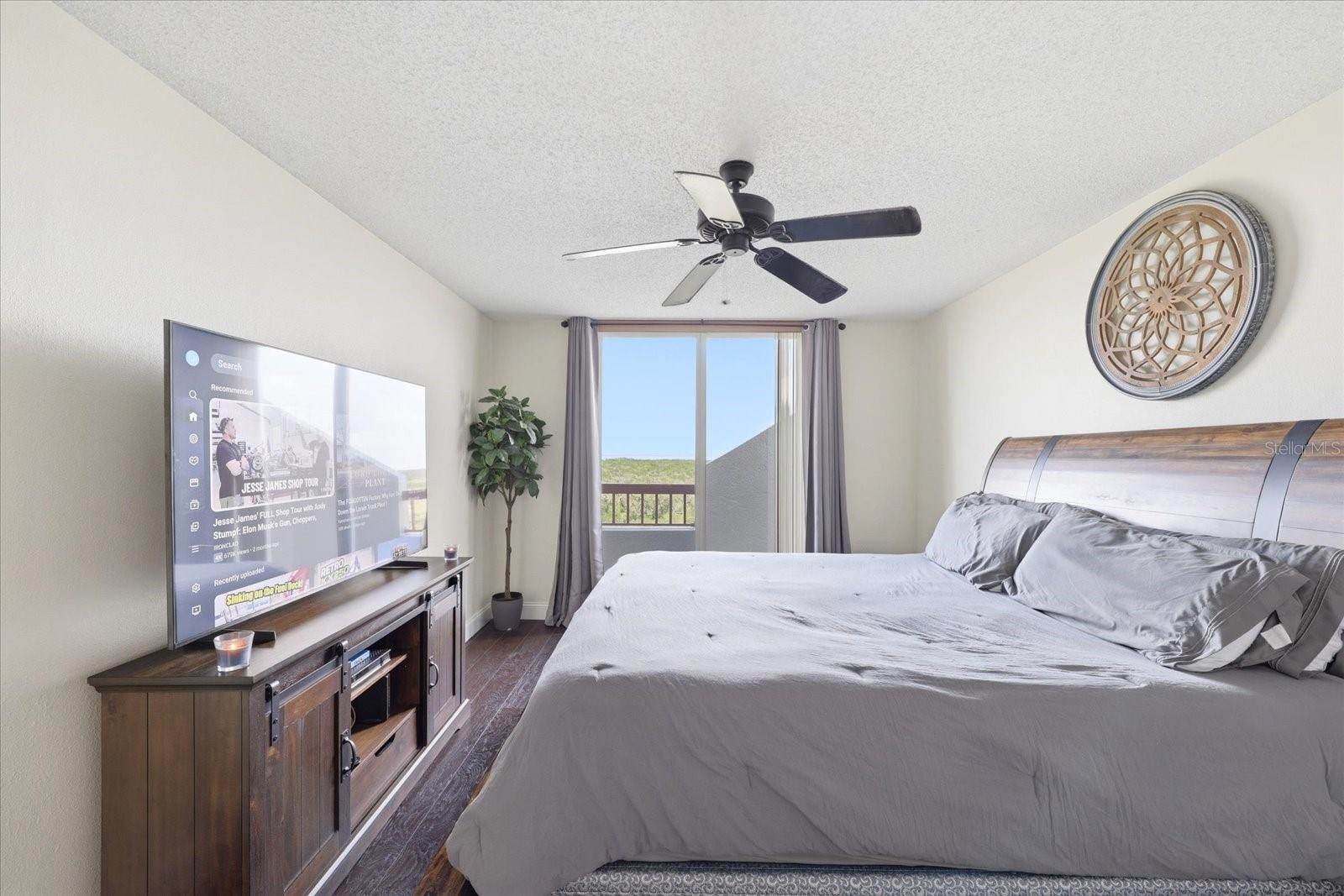 Image 12 of 44 For 2333 Feather Sound Drive B603