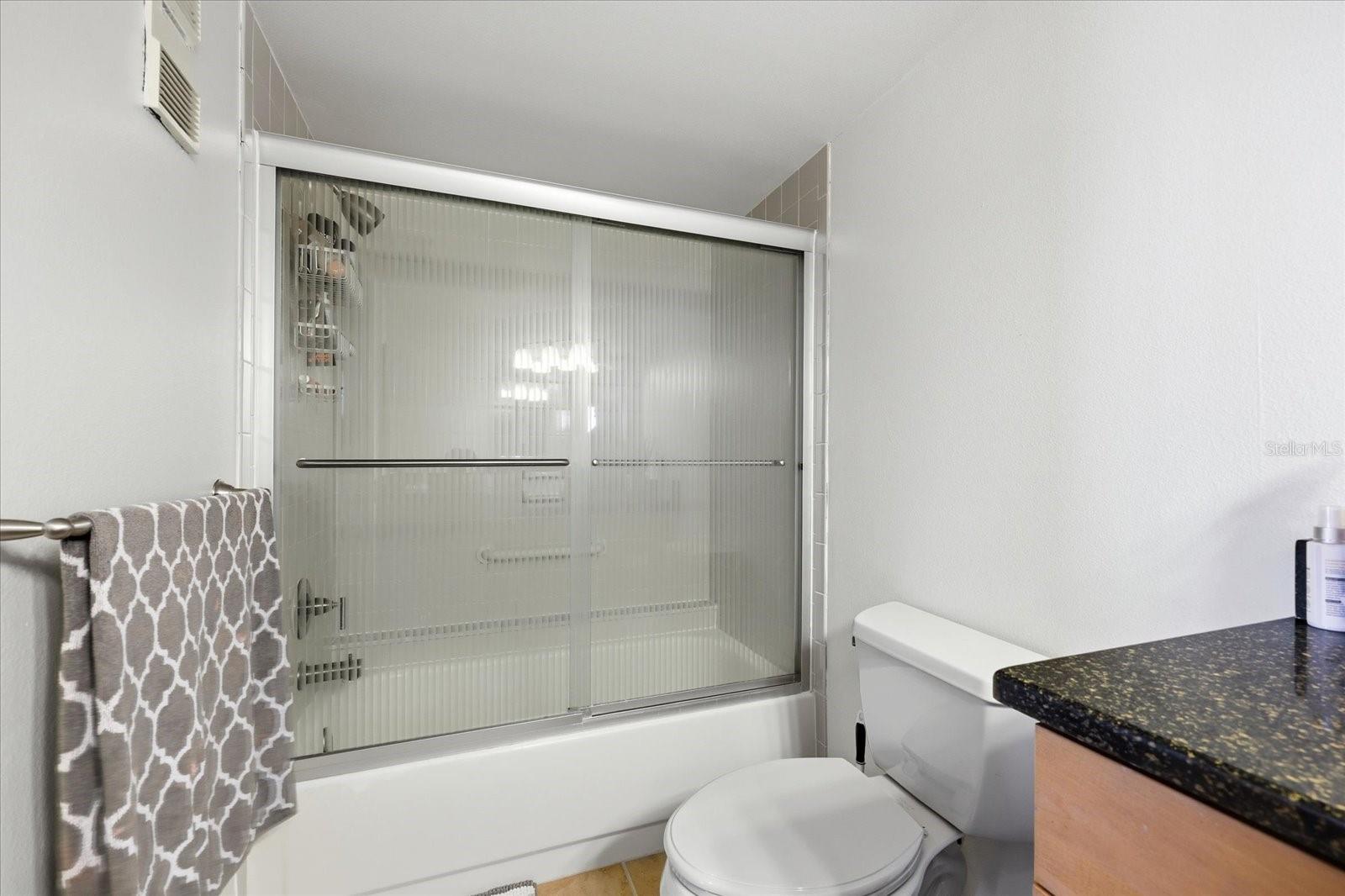 Image 14 of 44 For 2333 Feather Sound Drive B603