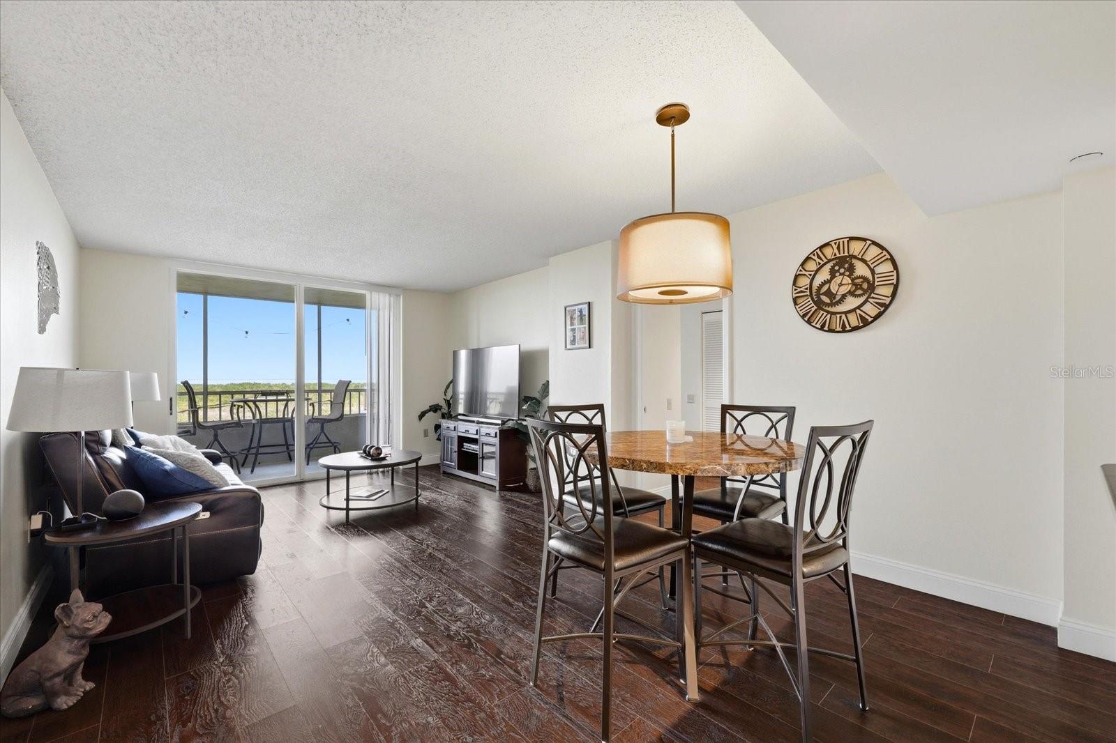 Image 3 of 44 For 2333 Feather Sound Drive B603