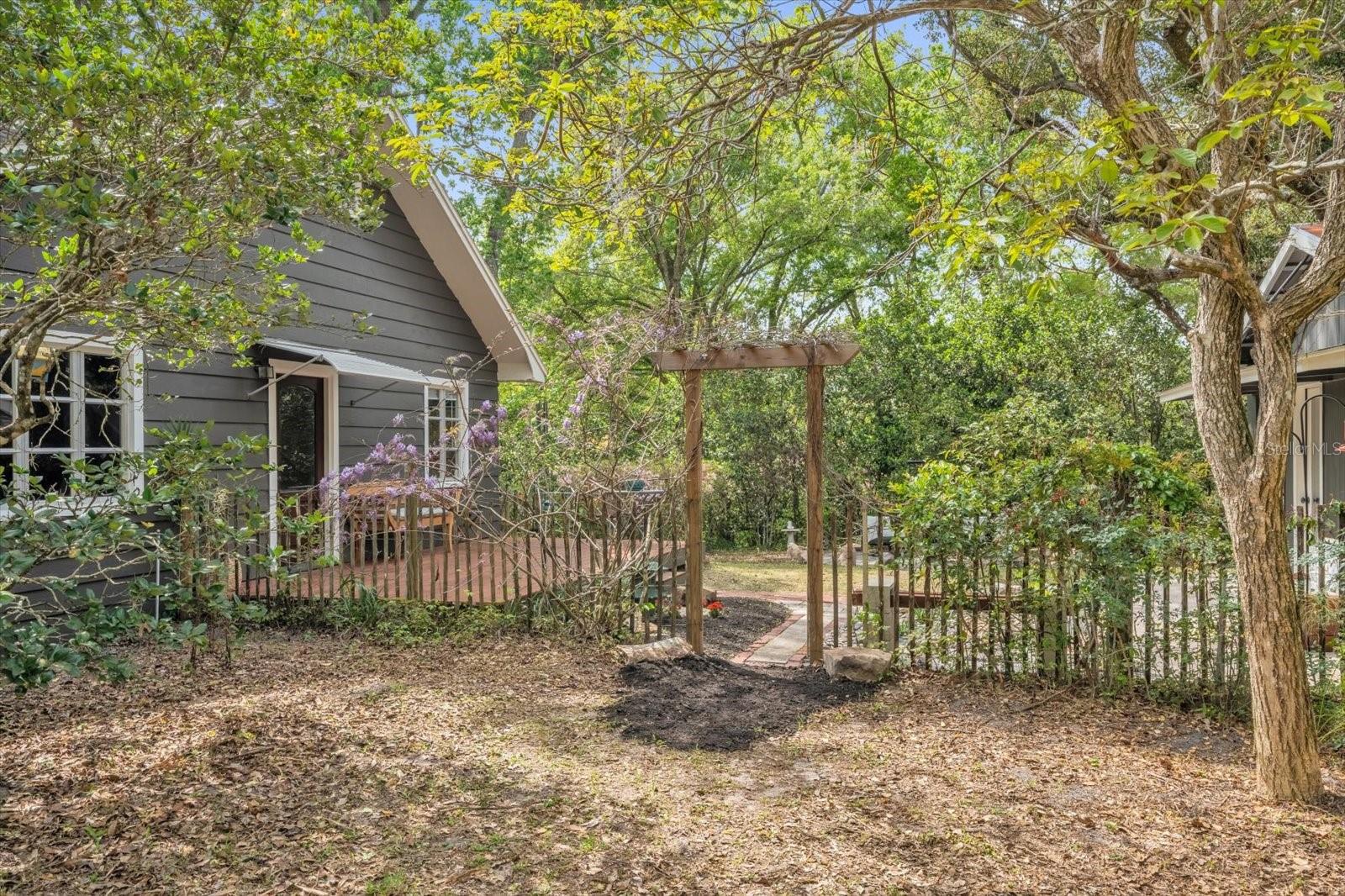 Image 25 of 30 For 331 Old Eustis Road