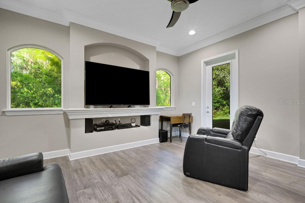 Image 34 of 49 For 18212 Keystone Grove Boulevard