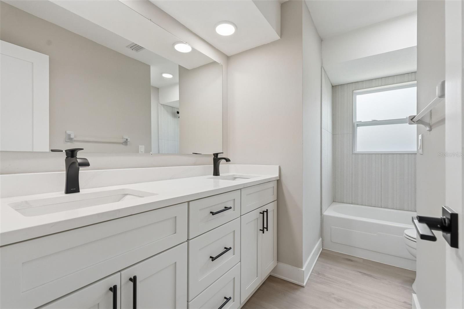 Image 21 of 52 For 9278 78th Place