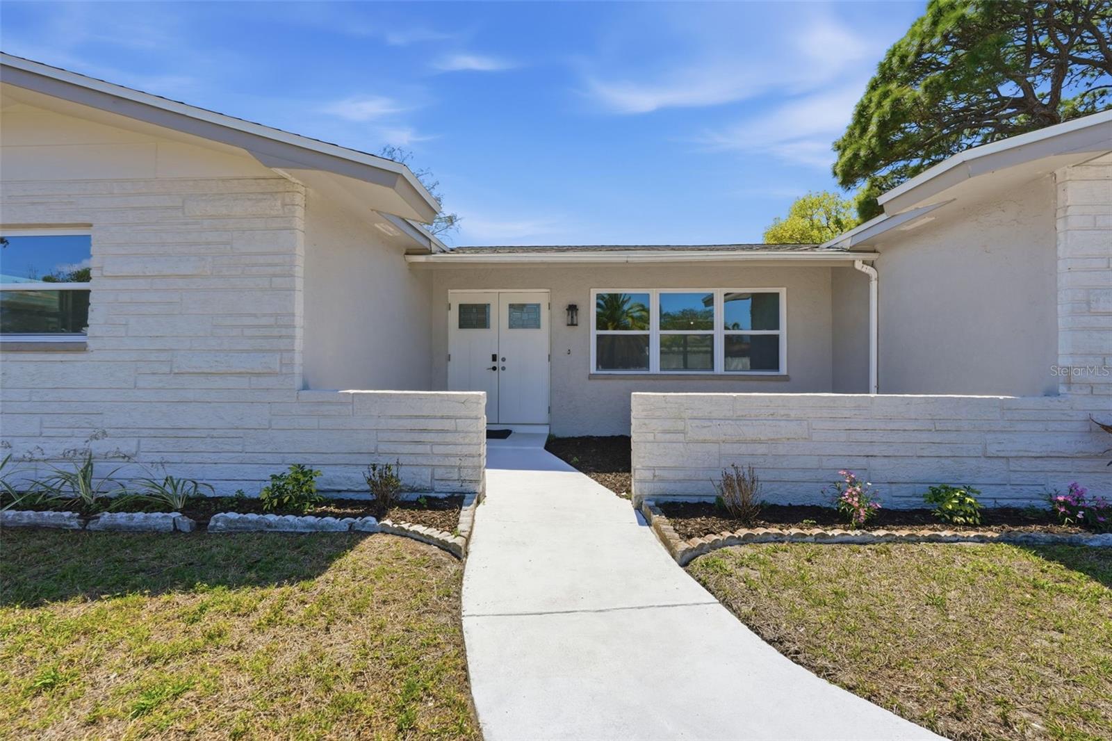 Image 5 of 52 For 9278 78th Place