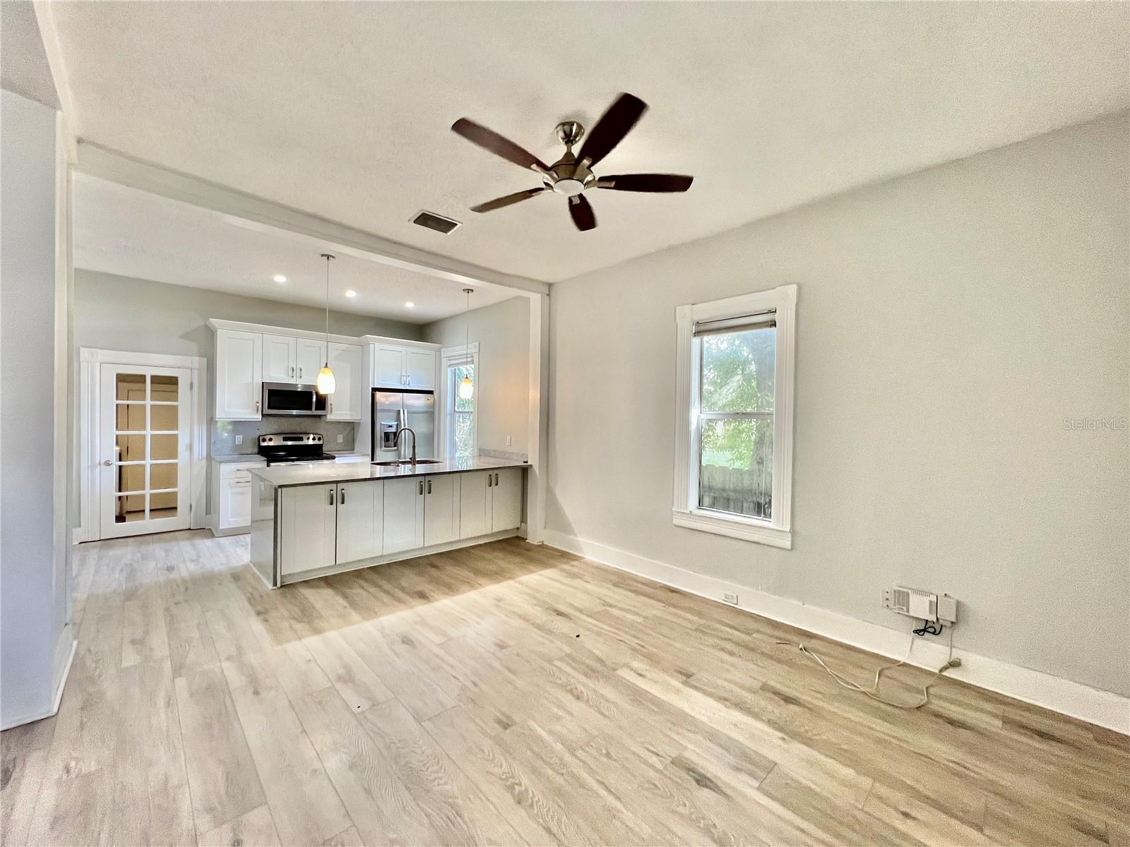 Image 8 of 25 For 111 Amelia Avenue