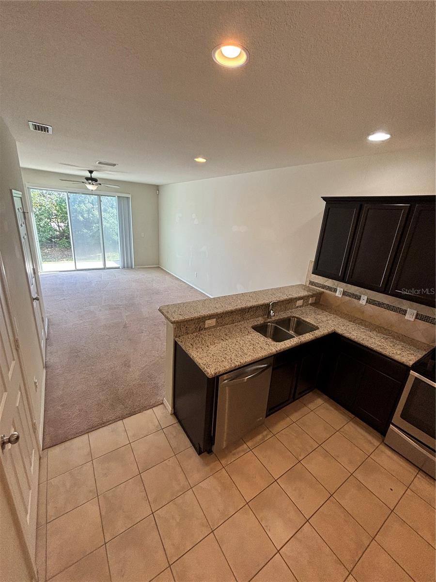 Image 10 of 32 For 4912 White Sanderling Court