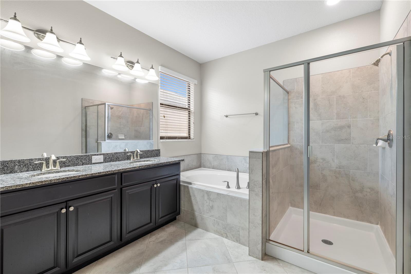 Listing photo id 30 for 9864 Smarty Jones Drive