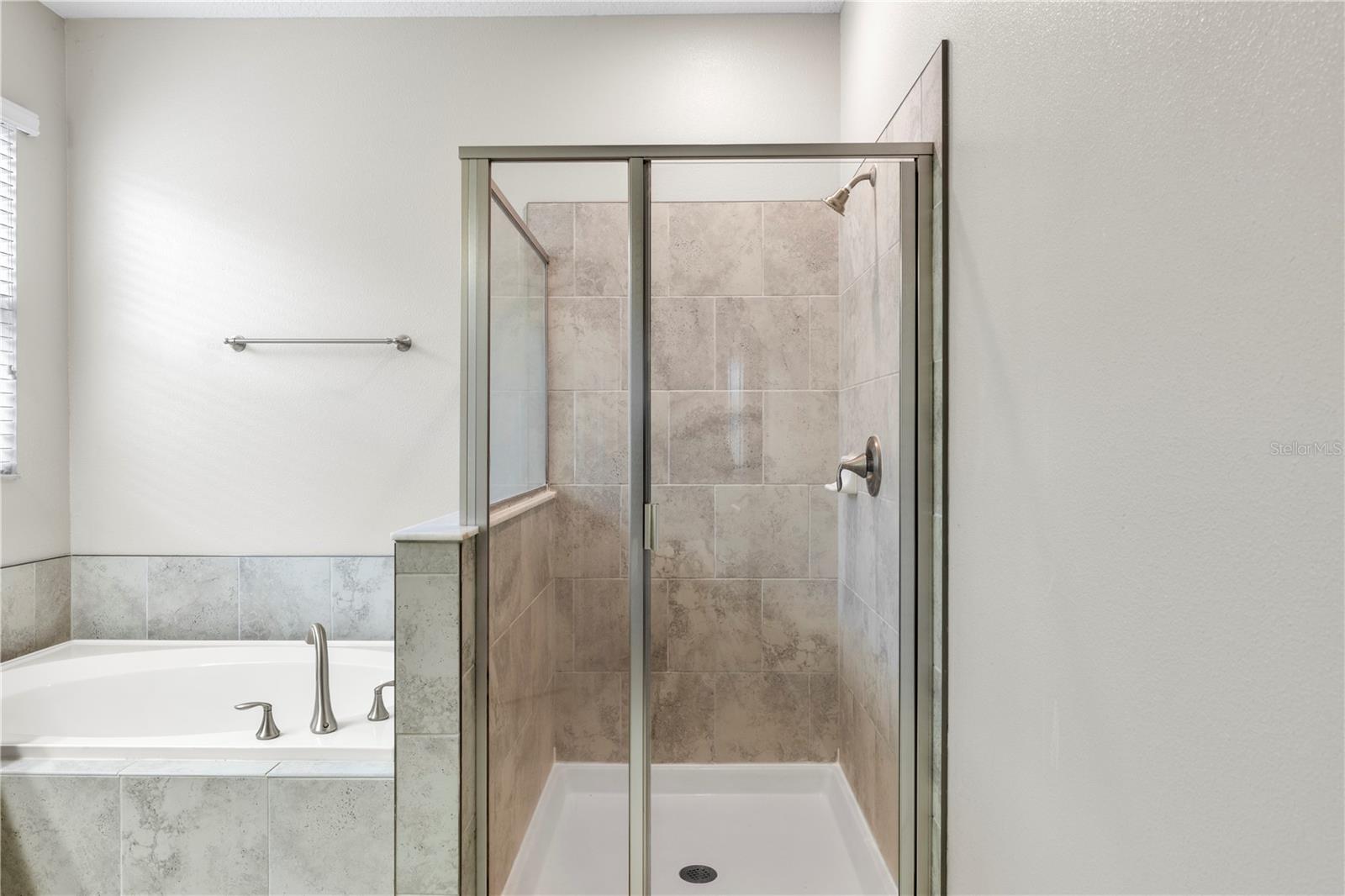 Listing photo id 31 for 9864 Smarty Jones Drive