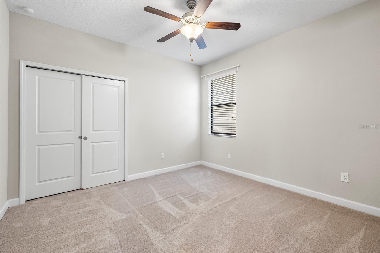 Listing photo id 36 for 9864 Smarty Jones Drive