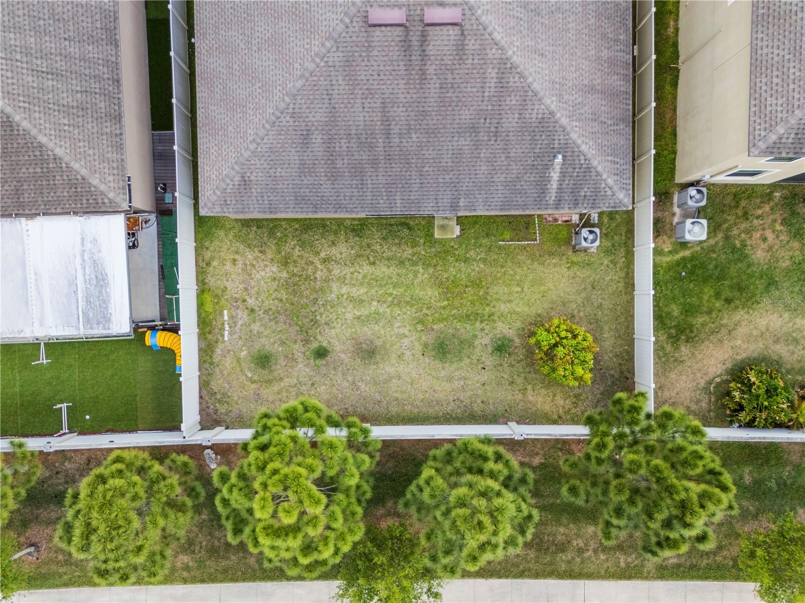 Listing photo id 66 for 9864 Smarty Jones Drive