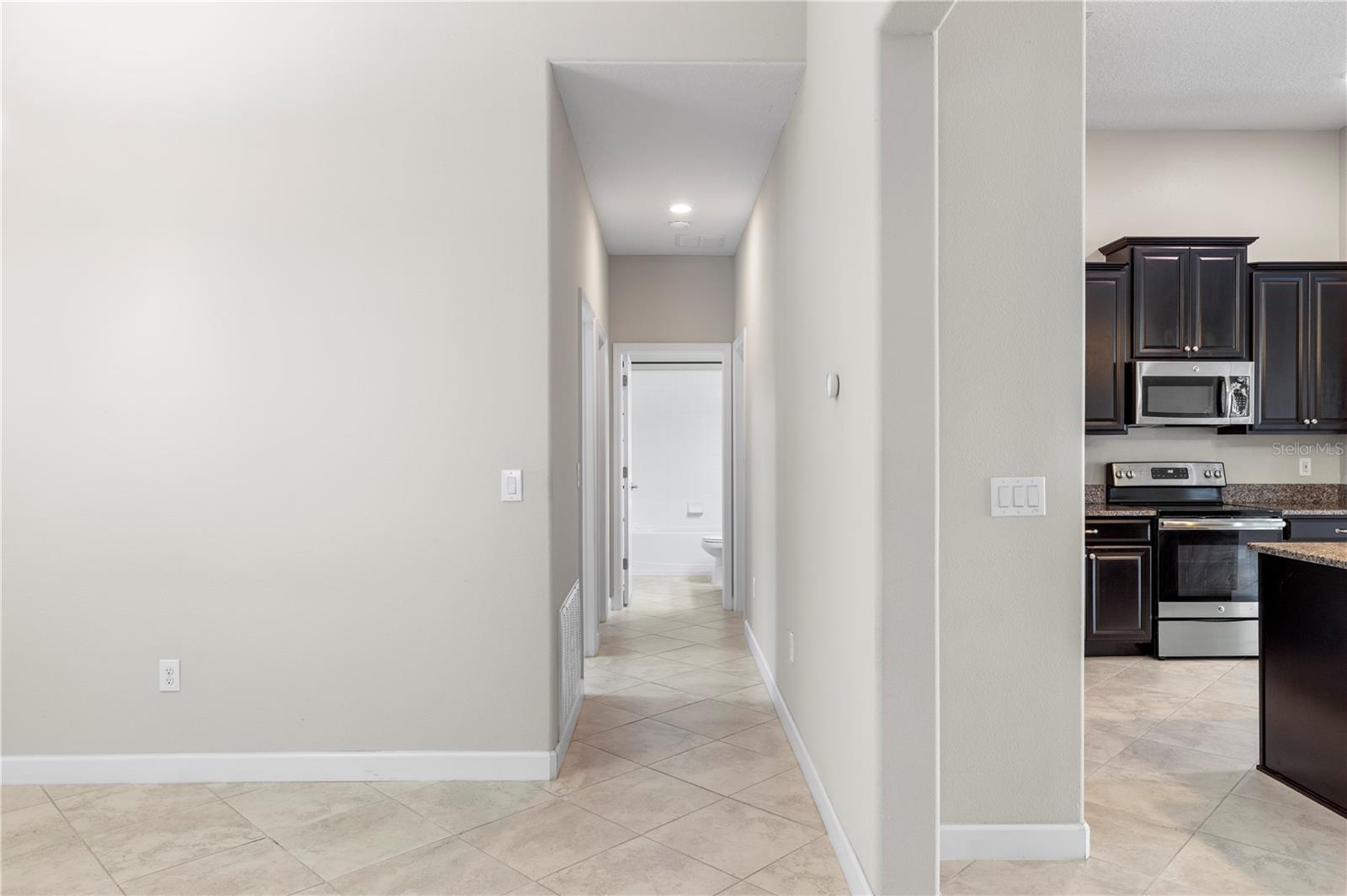 Listing photo id 7 for 9864 Smarty Jones Drive