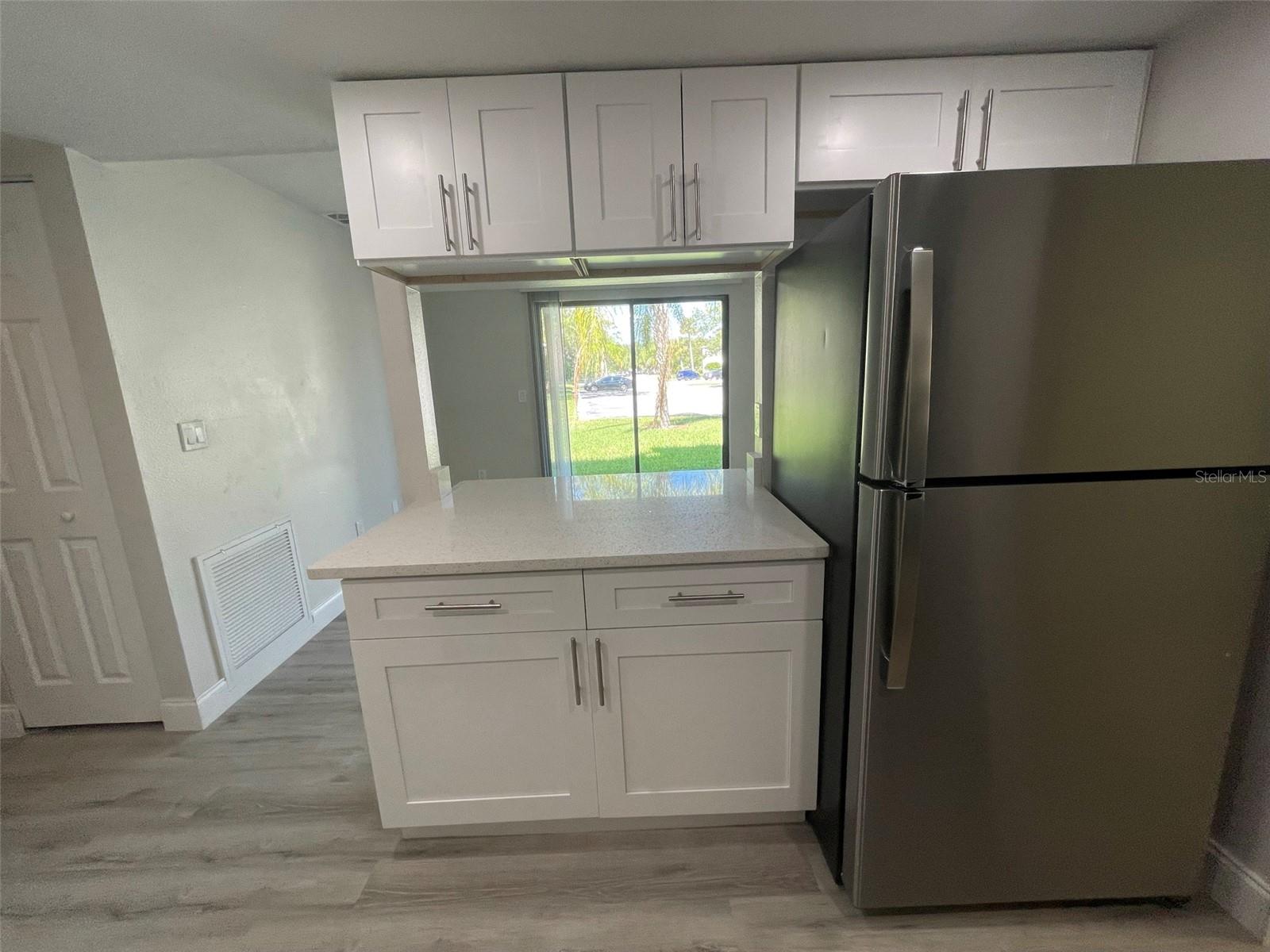 Image 10 of 32 For 139 Hunter Lake Drive B