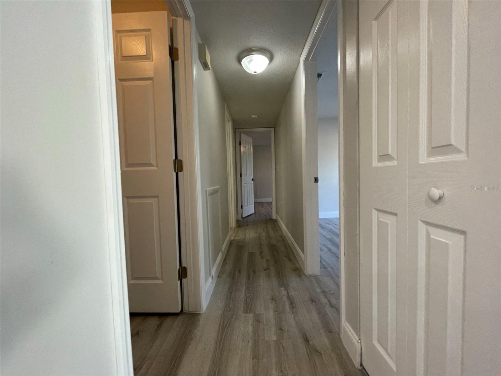 Image 12 of 32 For 139 Hunter Lake Drive B