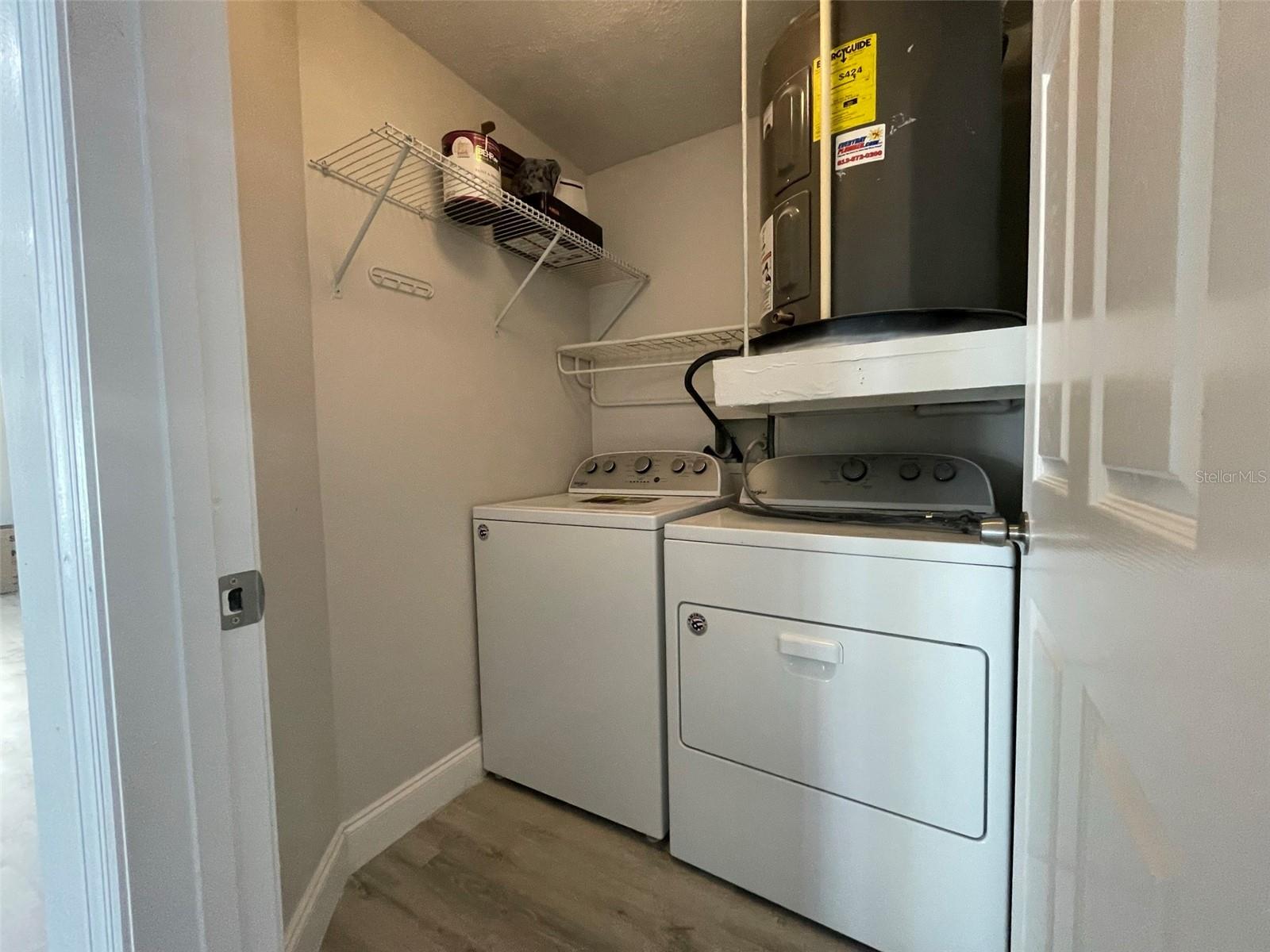 Image 14 of 32 For 139 Hunter Lake Drive B