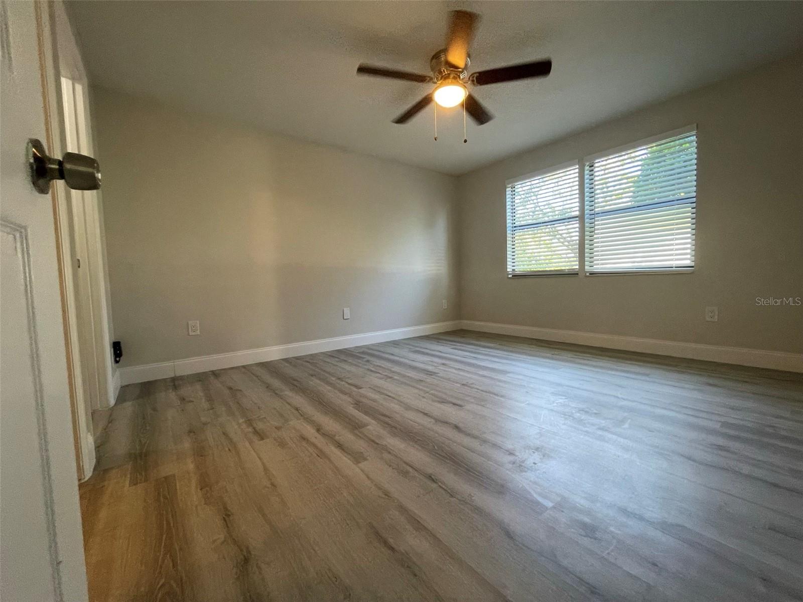 Image 19 of 32 For 139 Hunter Lake Drive B