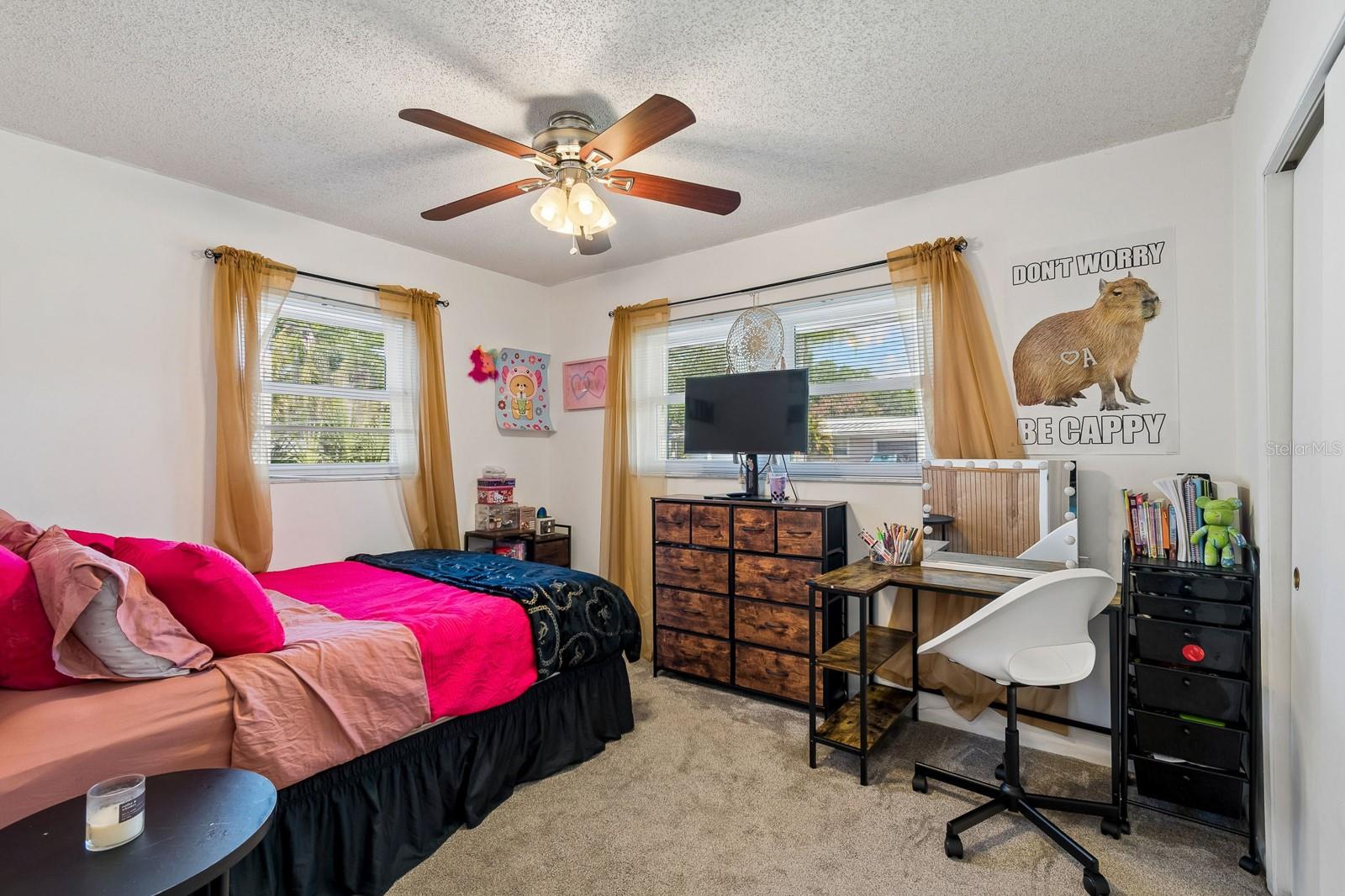 Listing photo id 31 for 4519 Cooper Place