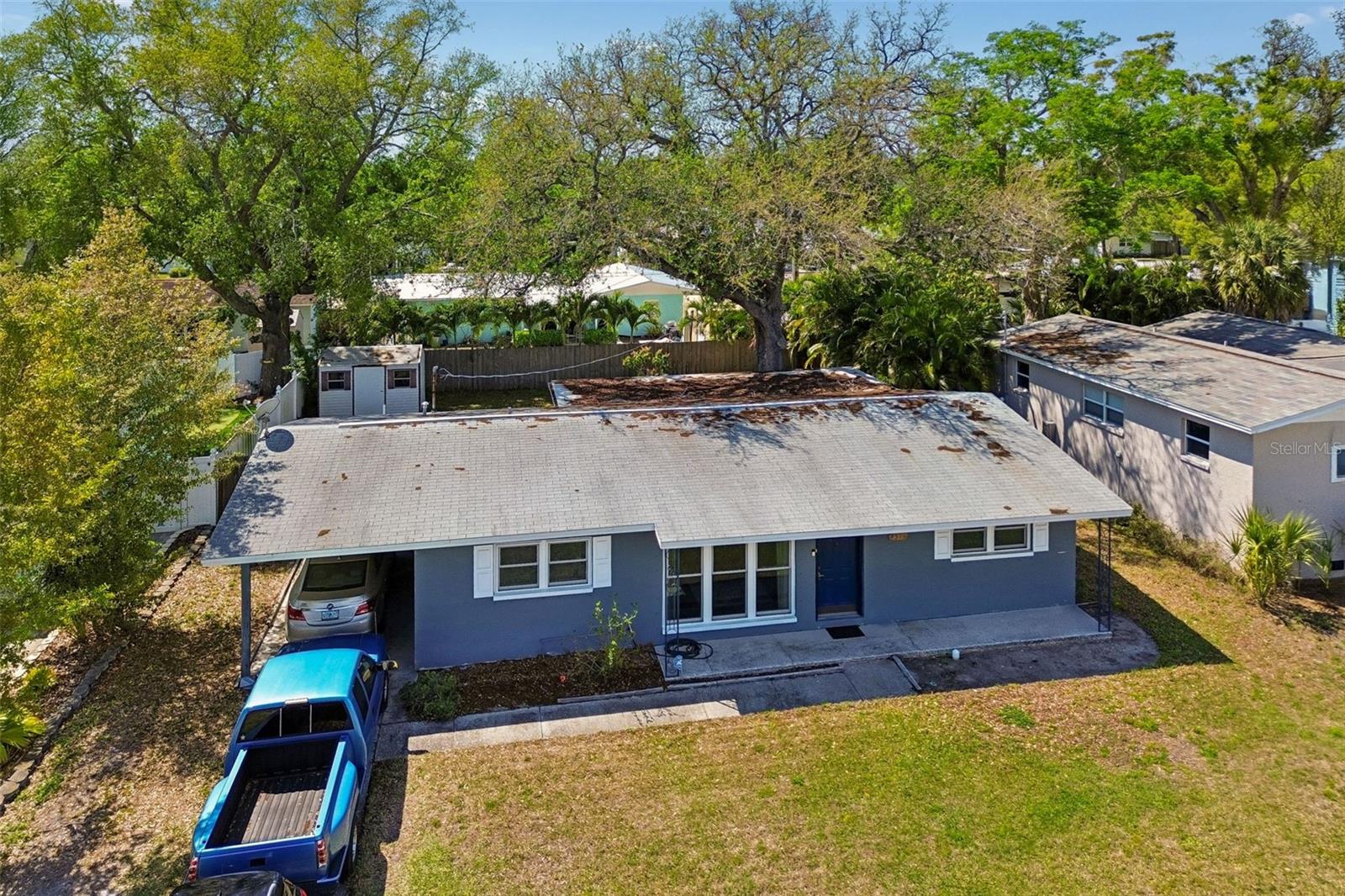 Listing photo id 38 for 4519 Cooper Place