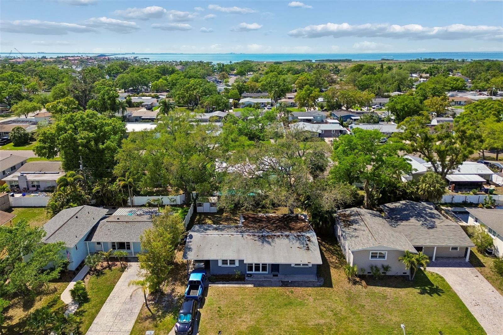 Listing photo id 41 for 4519 Cooper Place