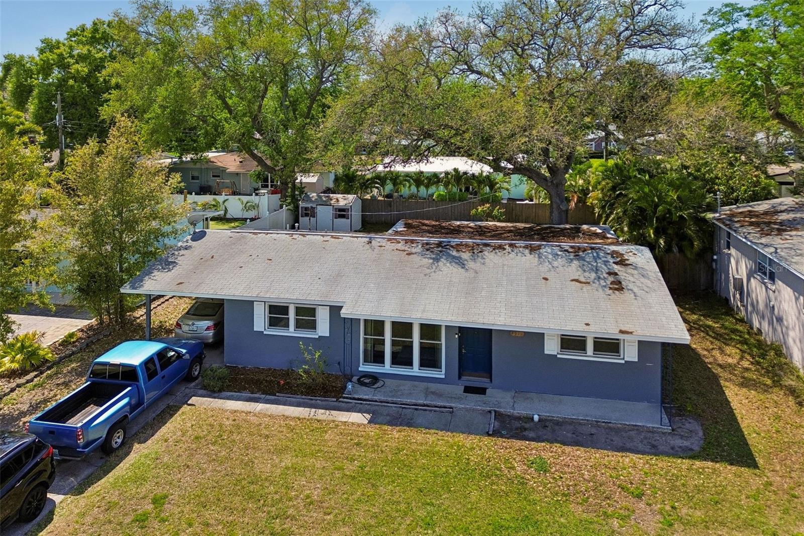 Listing photo id 4 for 4519 Cooper Place