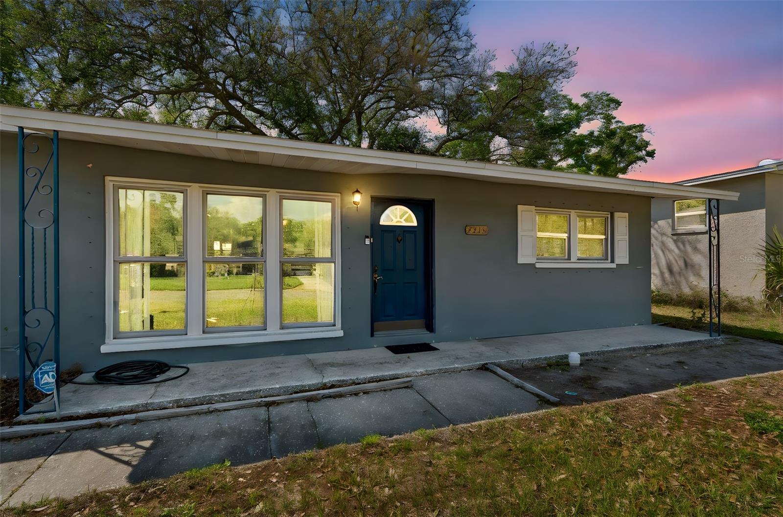 Listing photo id 5 for 4519 Cooper Place