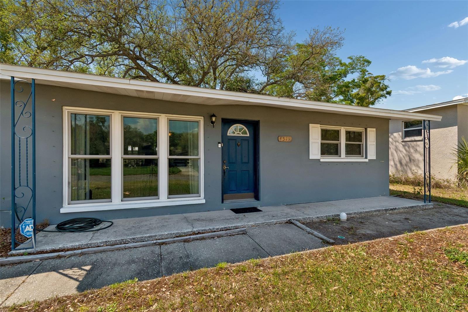 Listing photo id 7 for 4519 Cooper Place