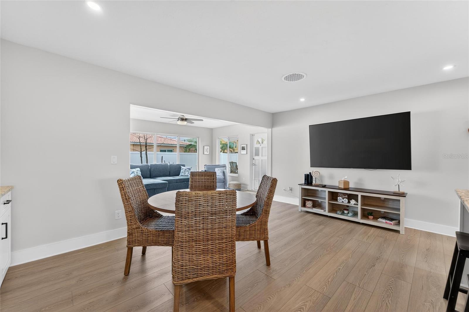 Image 15 of 77 For 2 79th Street S