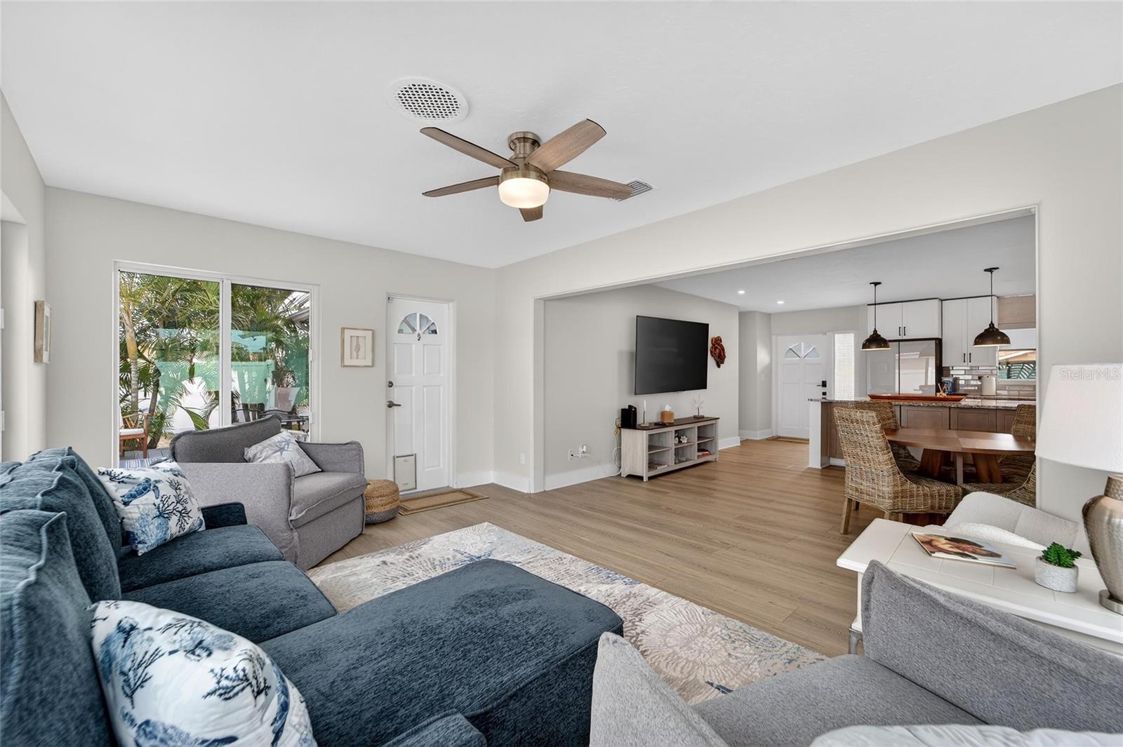 Image 18 of 77 For 2 79th Street S