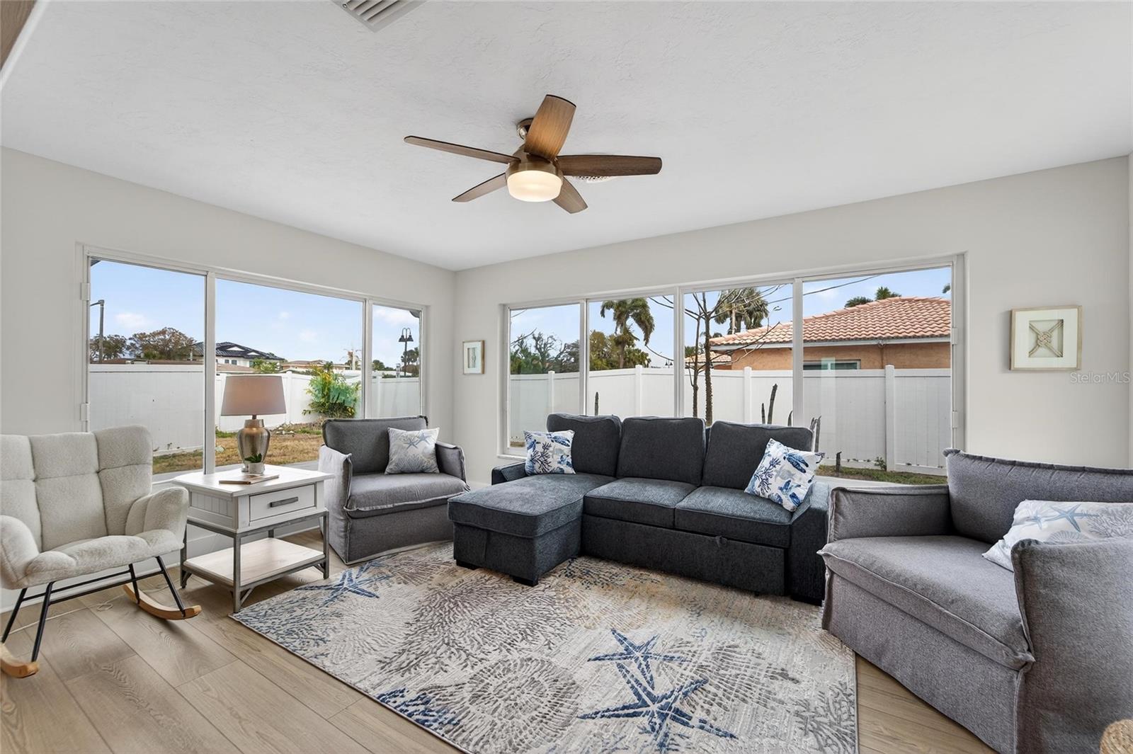 Image 19 of 77 For 2 79th Street S