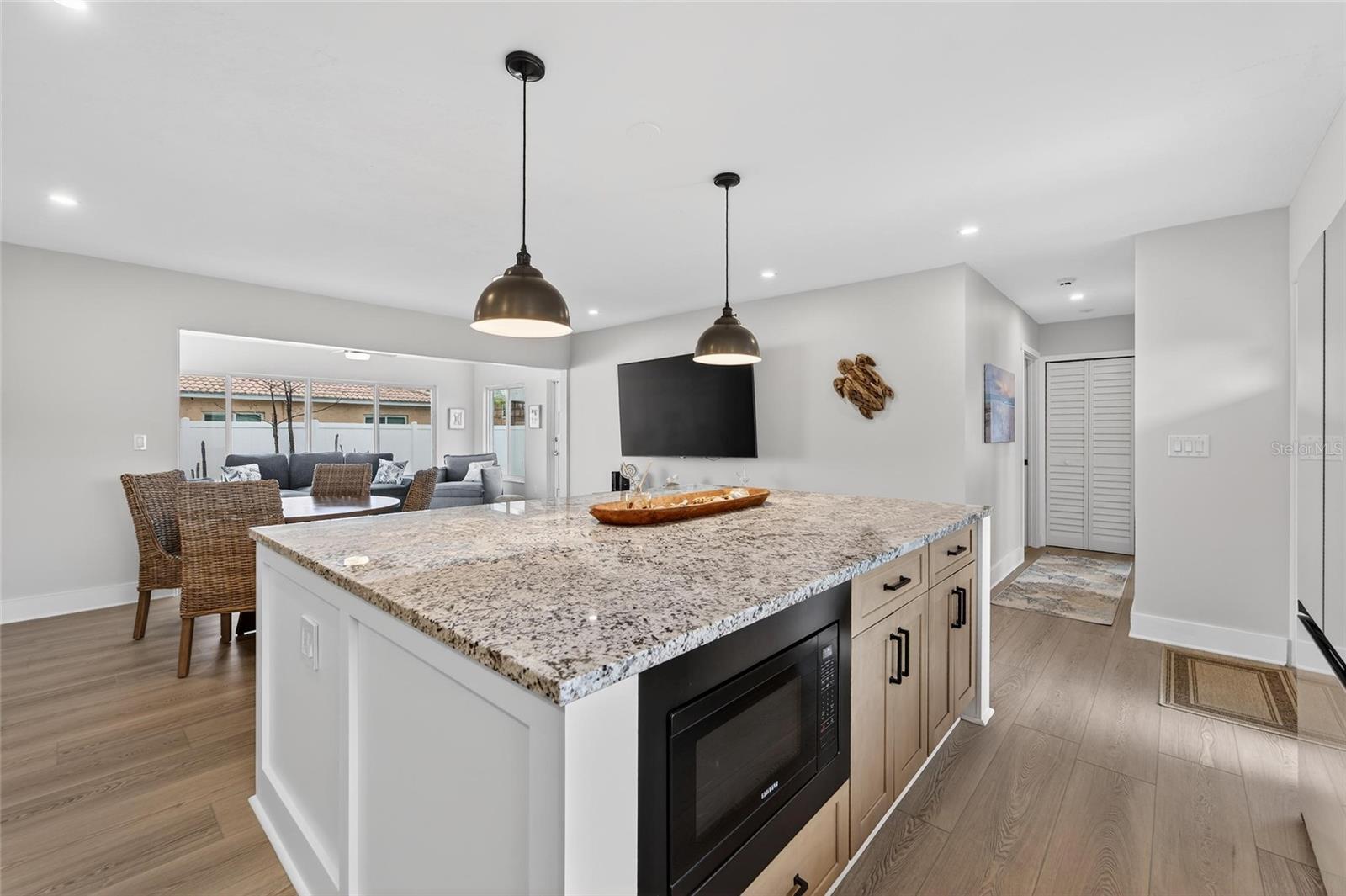 Image 7 of 77 For 2 79th Street S