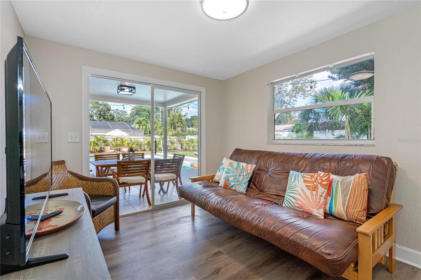 Image 12 of 86 For 12271 137th Street N