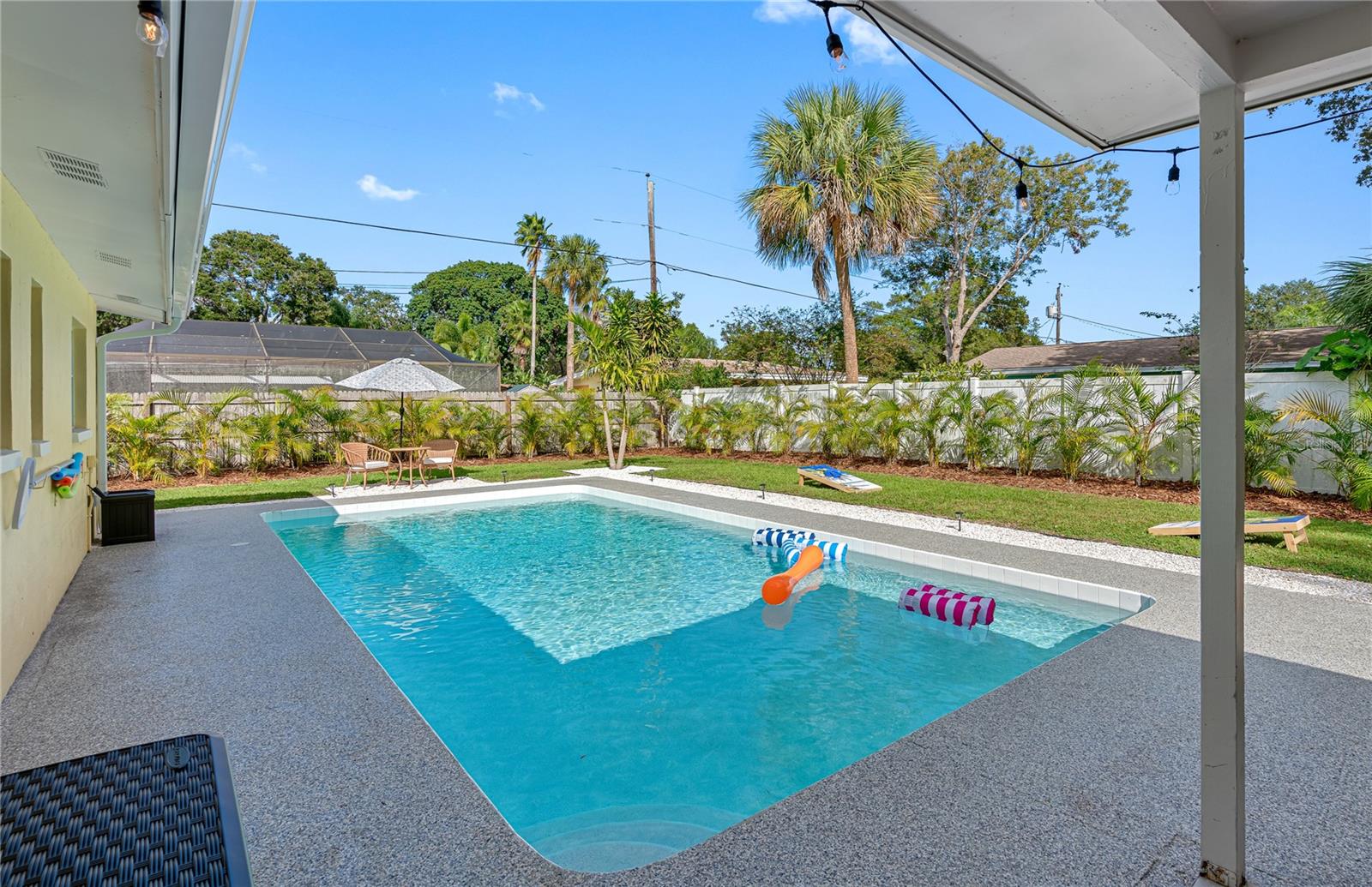 Image 63 of 86 For 12271 137th Street N