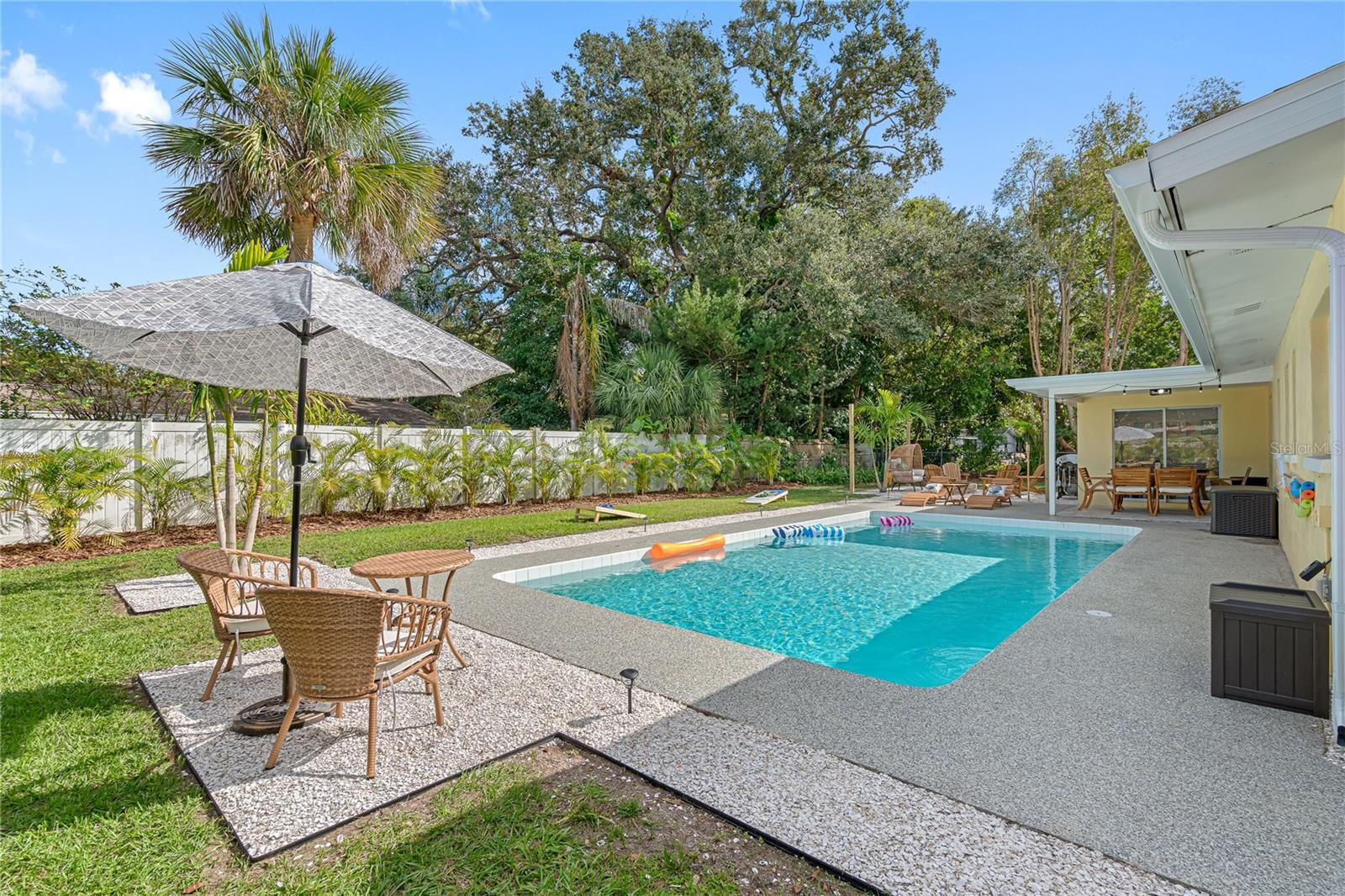 Image 64 of 86 For 12271 137th Street N