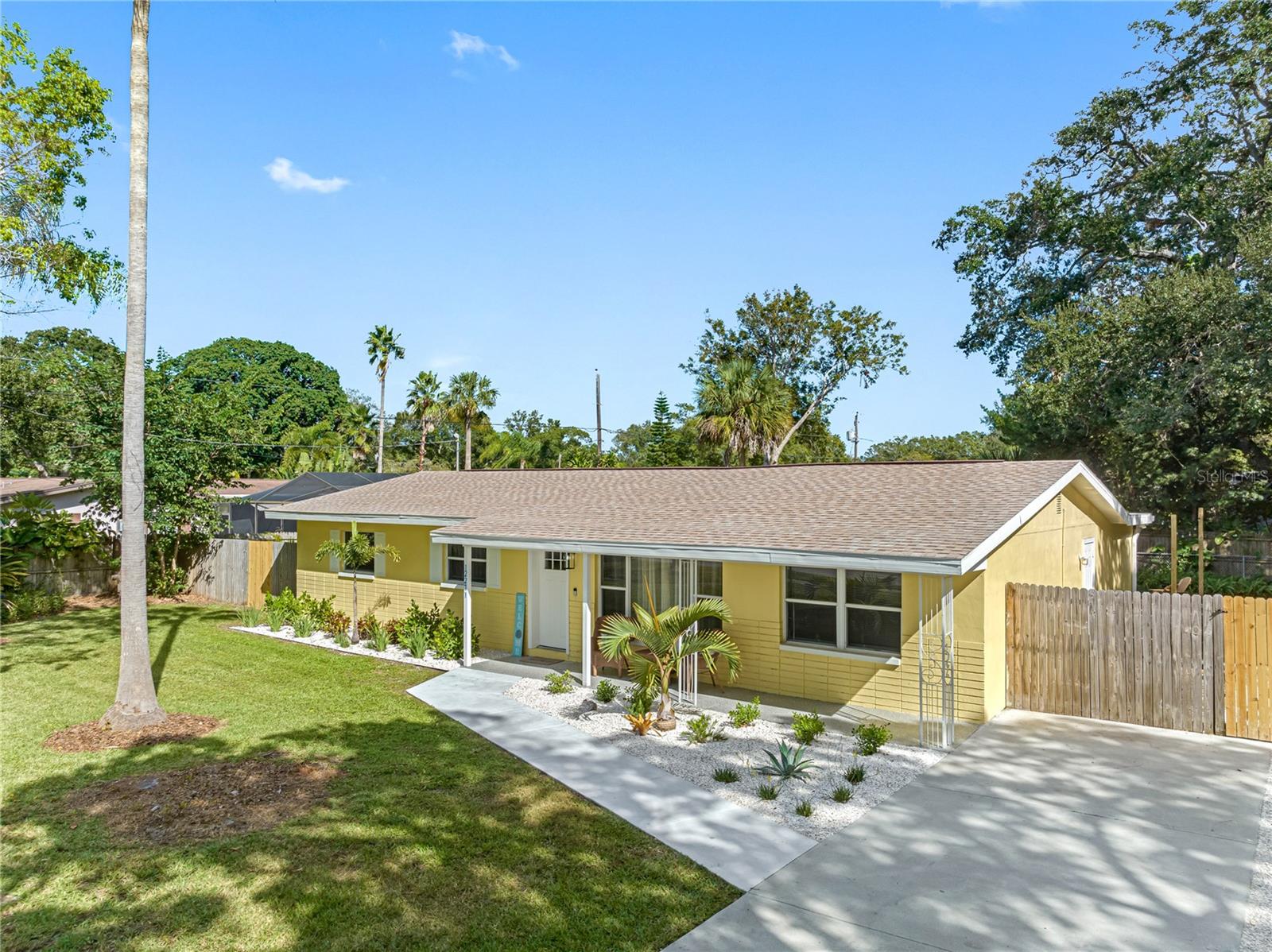 Image 78 of 86 For 12271 137th Street N