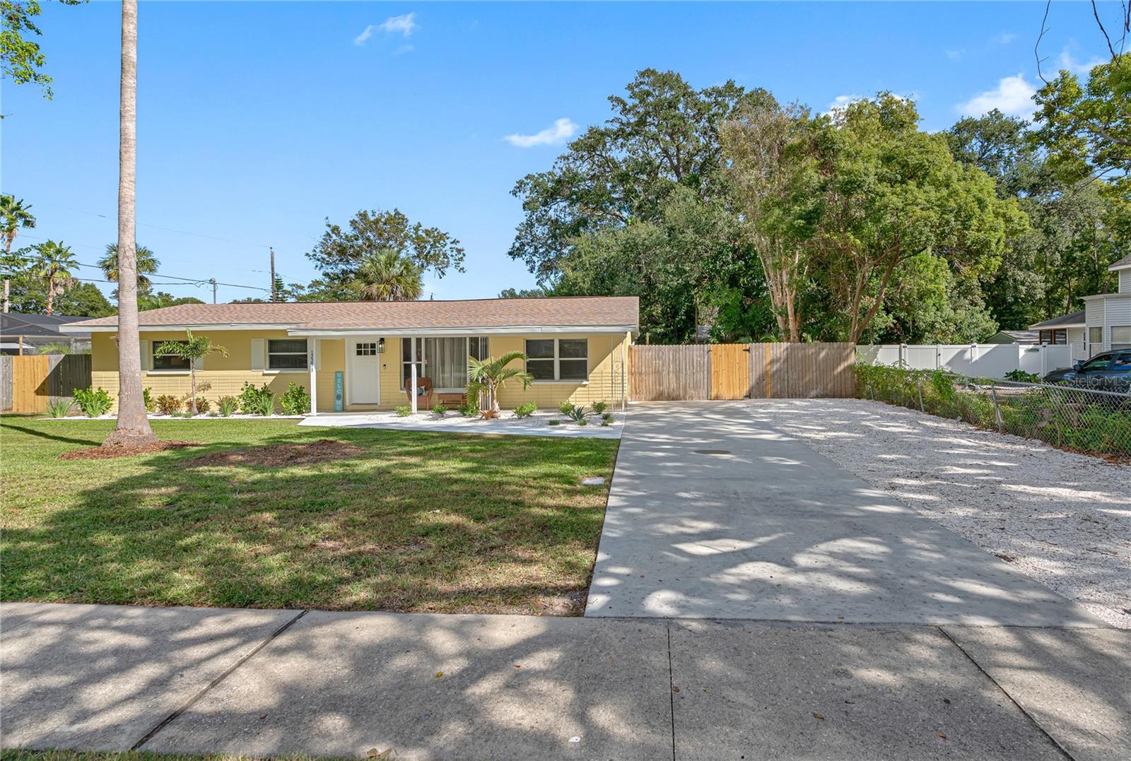 Image 79 of 86 For 12271 137th Street N