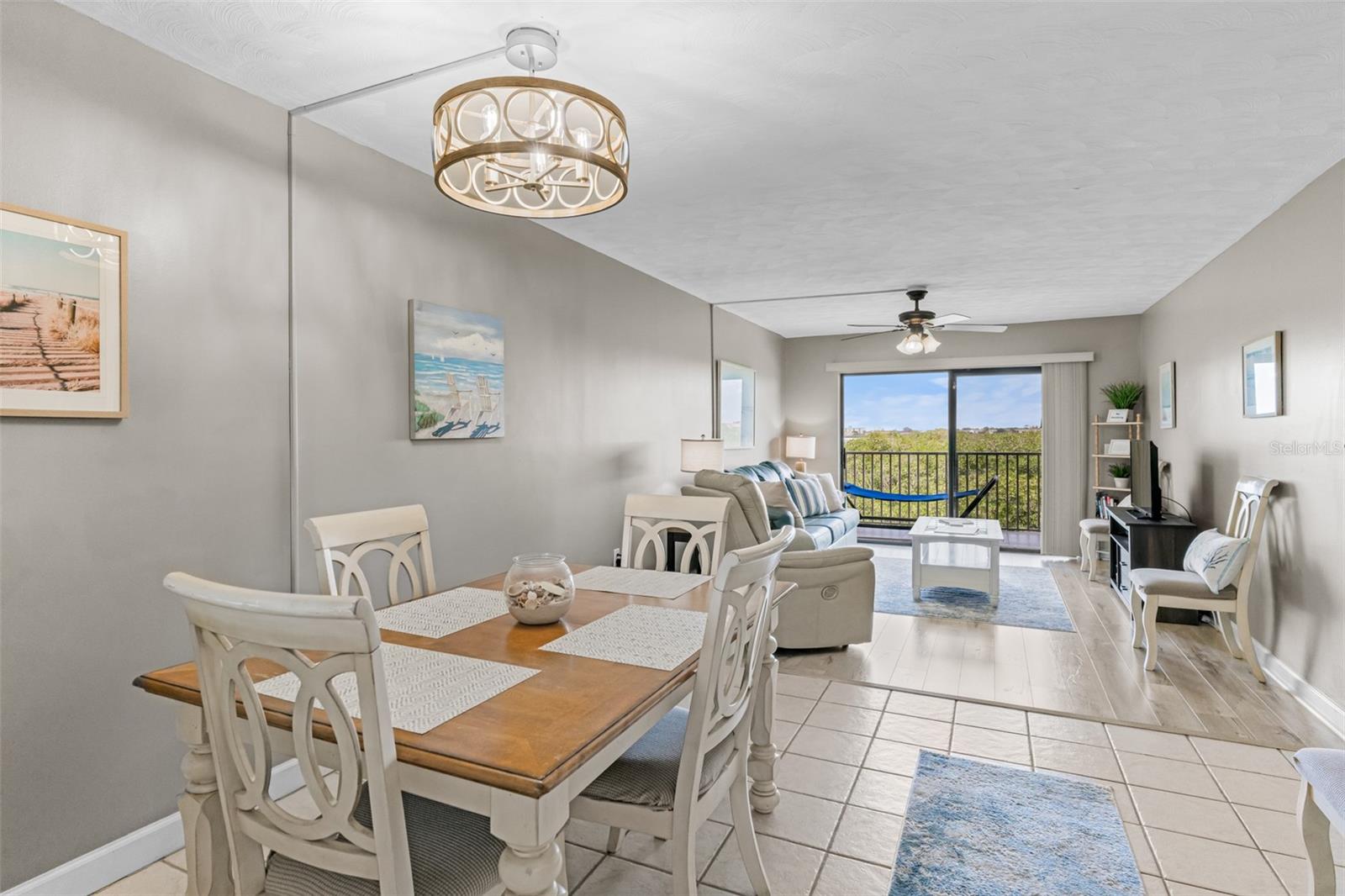 Image 6 of 16 For 19451 Gulf Boulevard 203