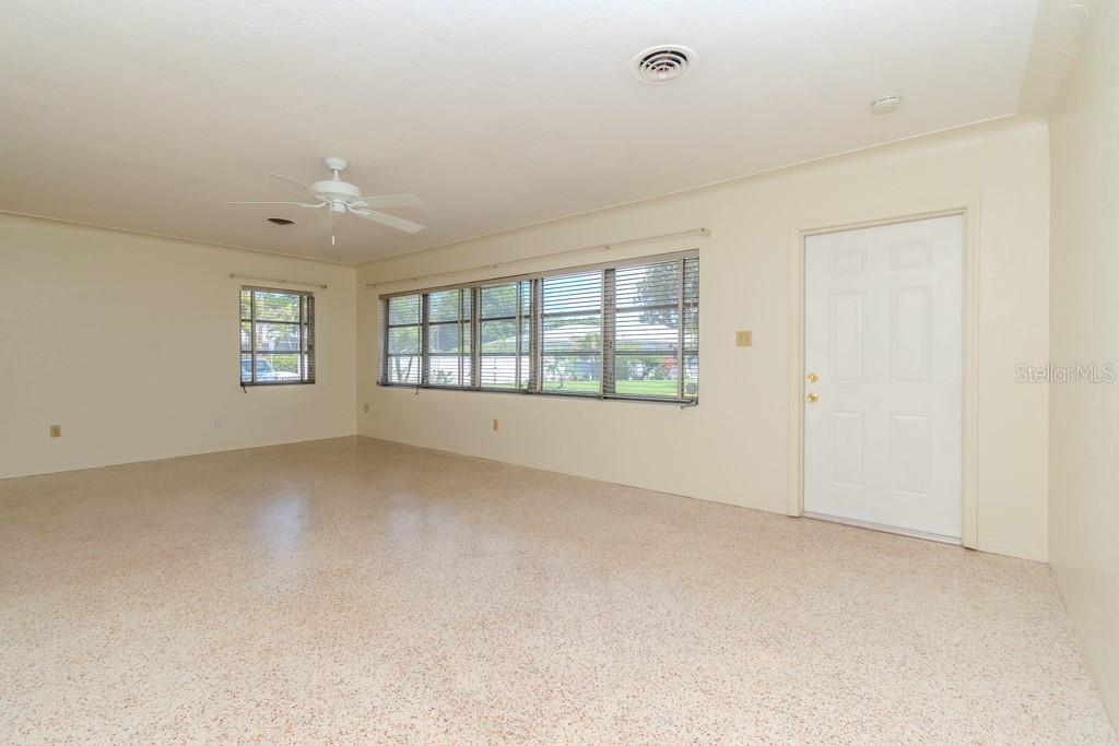 Image 10 of 35 For 5800 21st Avenue S