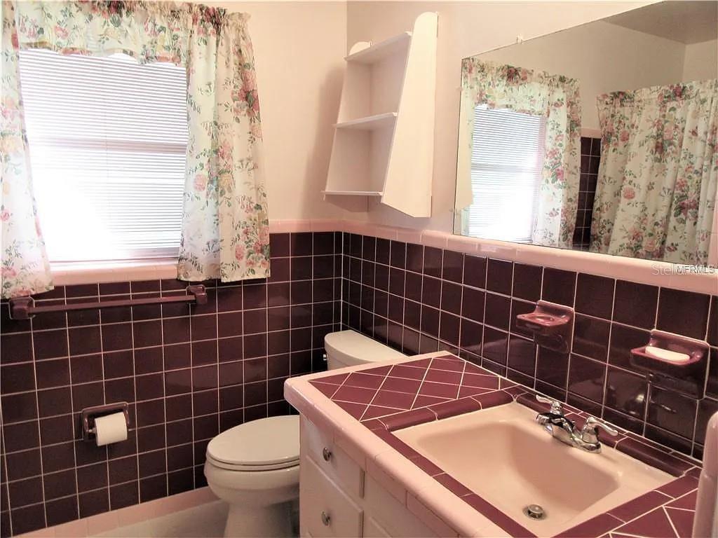 Image 17 of 35 For 5800 21st Avenue S