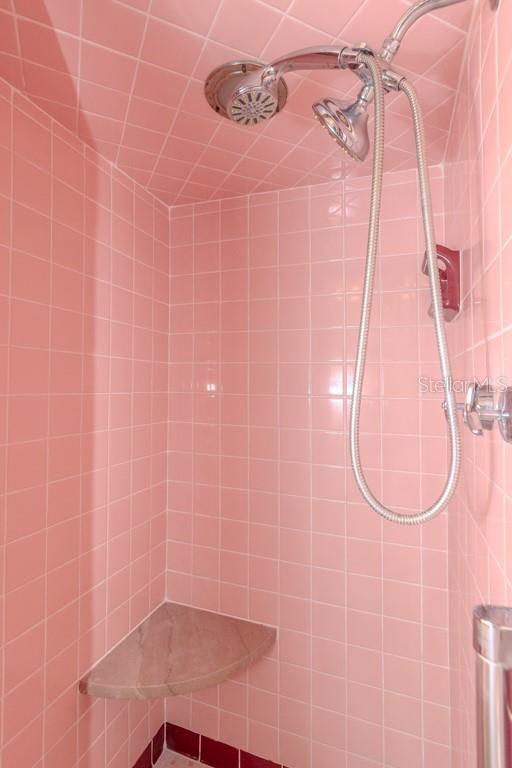 Image 22 of 35 For 5800 21st Avenue S