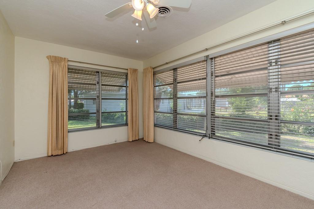 Image 27 of 35 For 5800 21st Avenue S