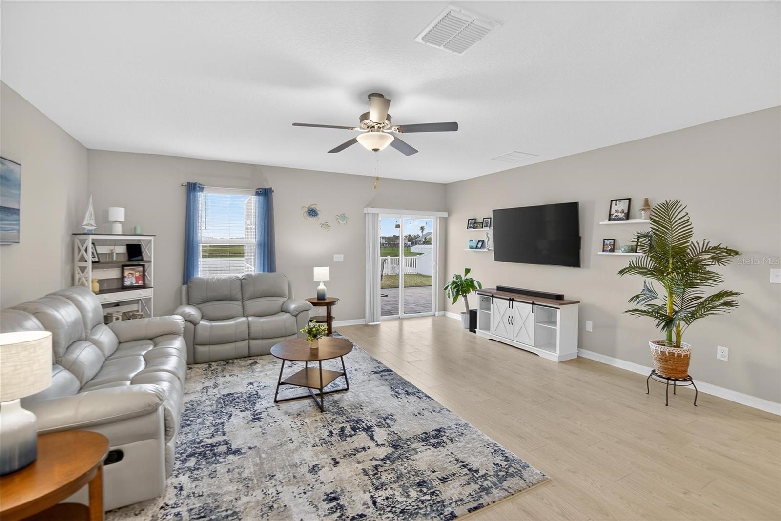 Image 17 of 79 For 12726 Tripoli Avenue