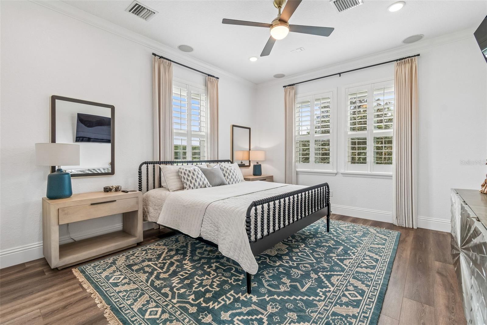 Image 36 of 60 For 8603 Alafia Hills