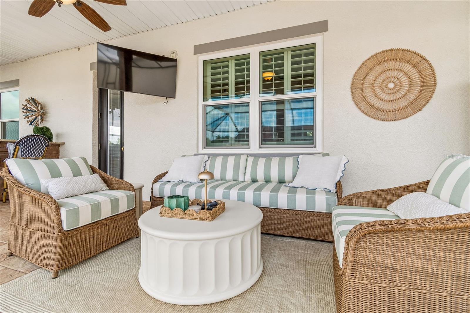 Image 41 of 60 For 8603 Alafia Hills