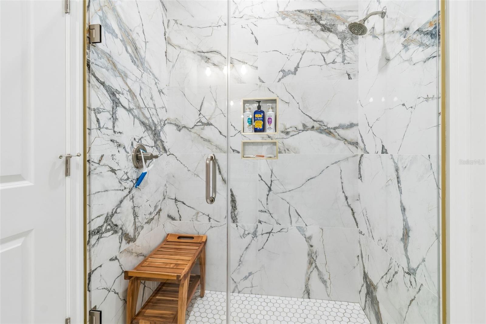 Image 51 of 60 For 8603 Alafia Hills