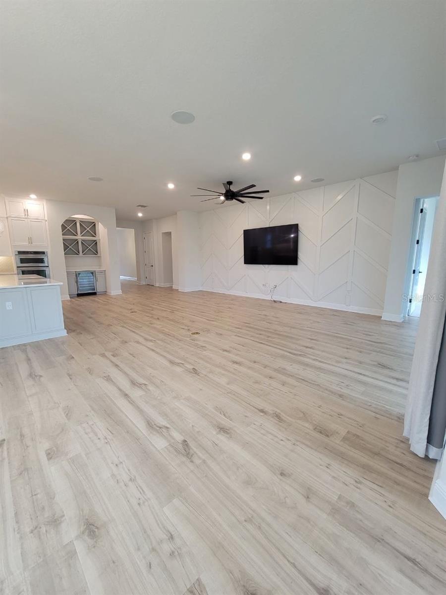 Image 8 of 55 For 7708 Paradiso Drive