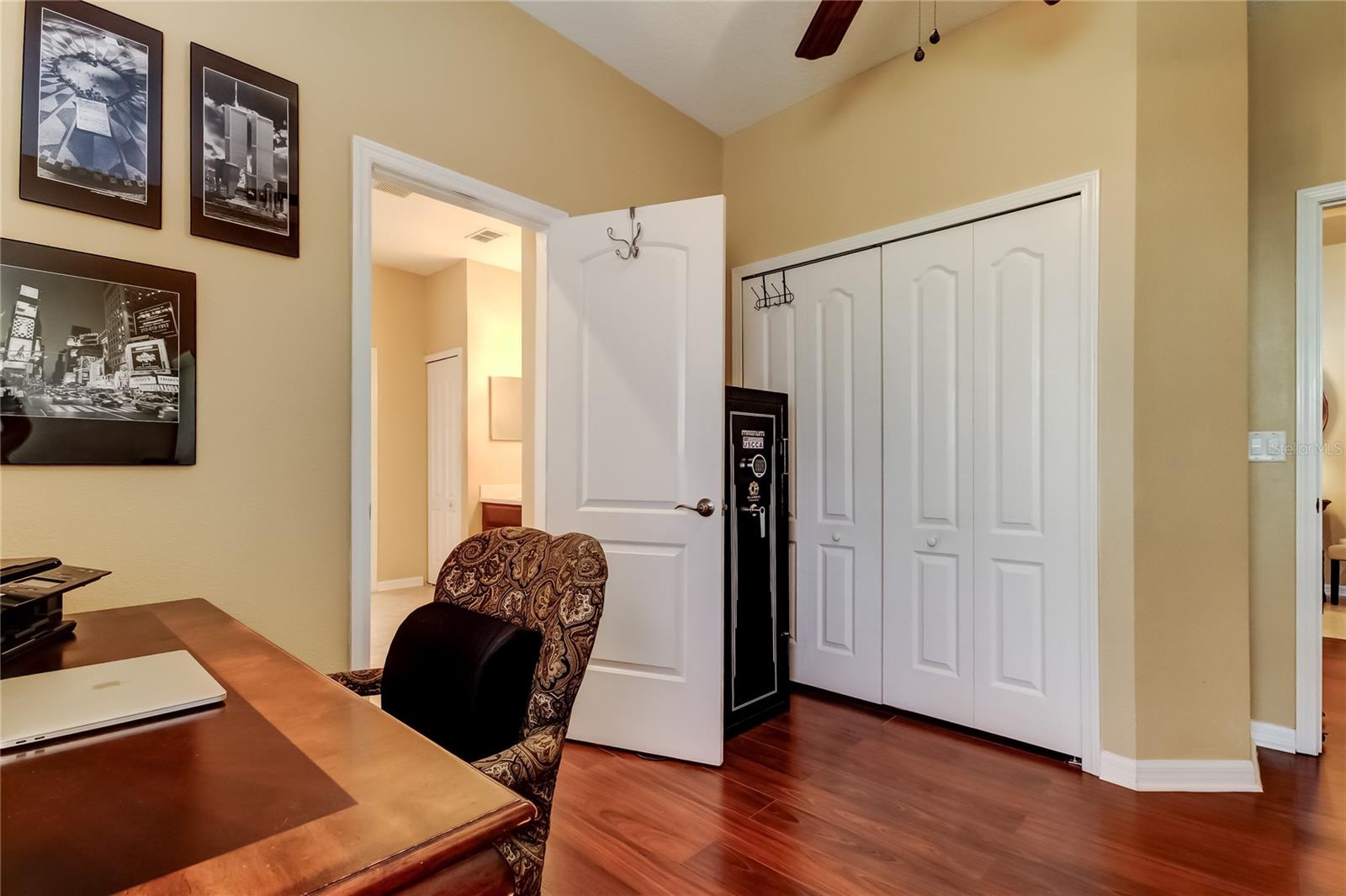 Image 18 of 46 For 11414 Crisfield Place