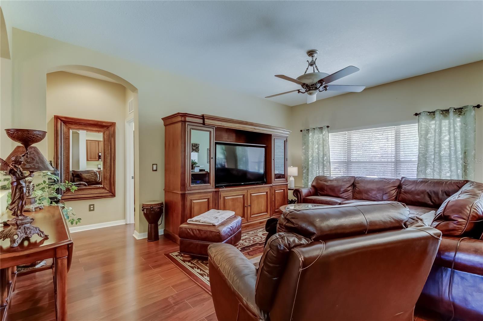 Image 7 of 46 For 11414 Crisfield Place