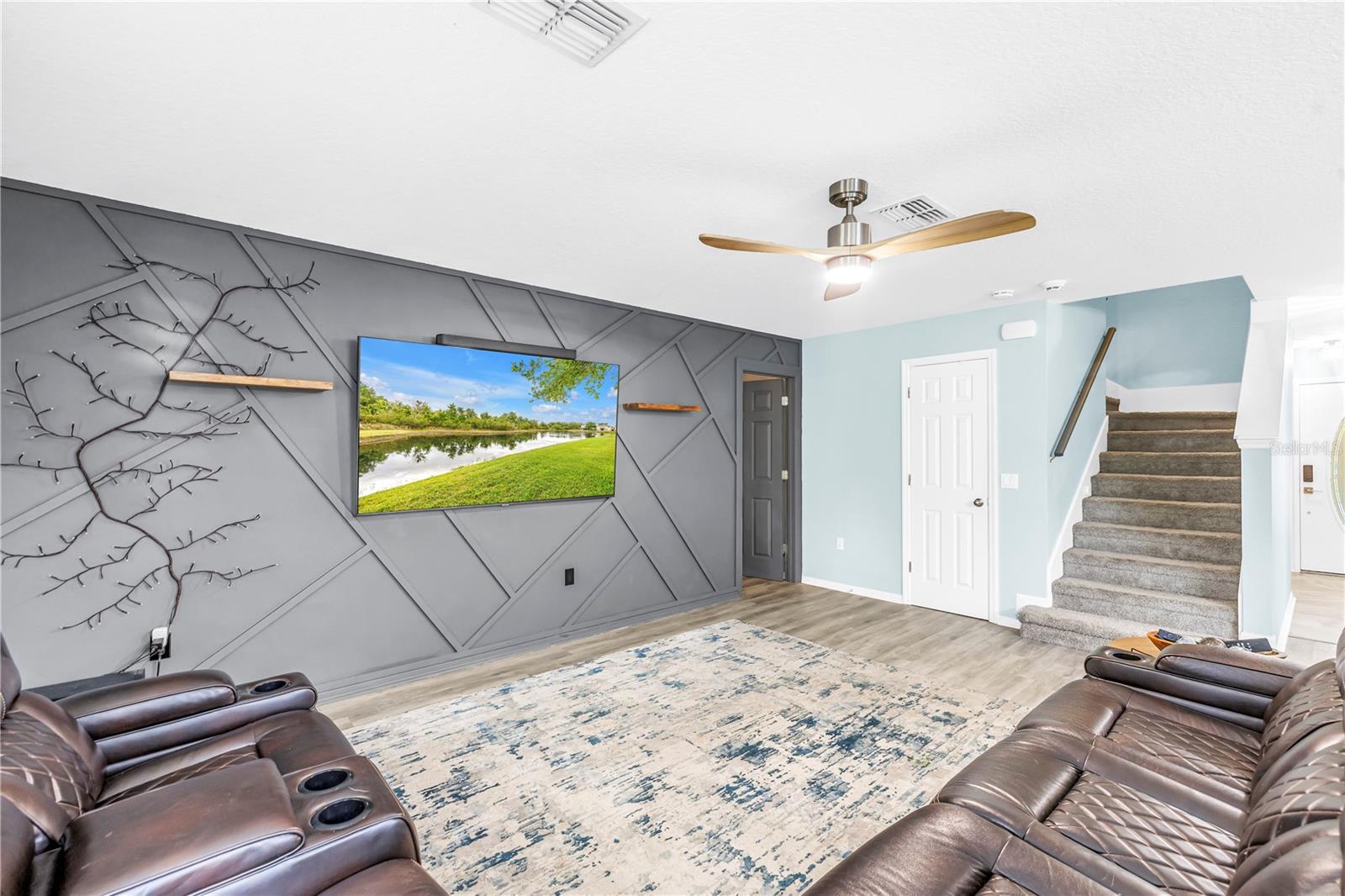 Image 17 of 63 For 9630 Nathaniel Lane