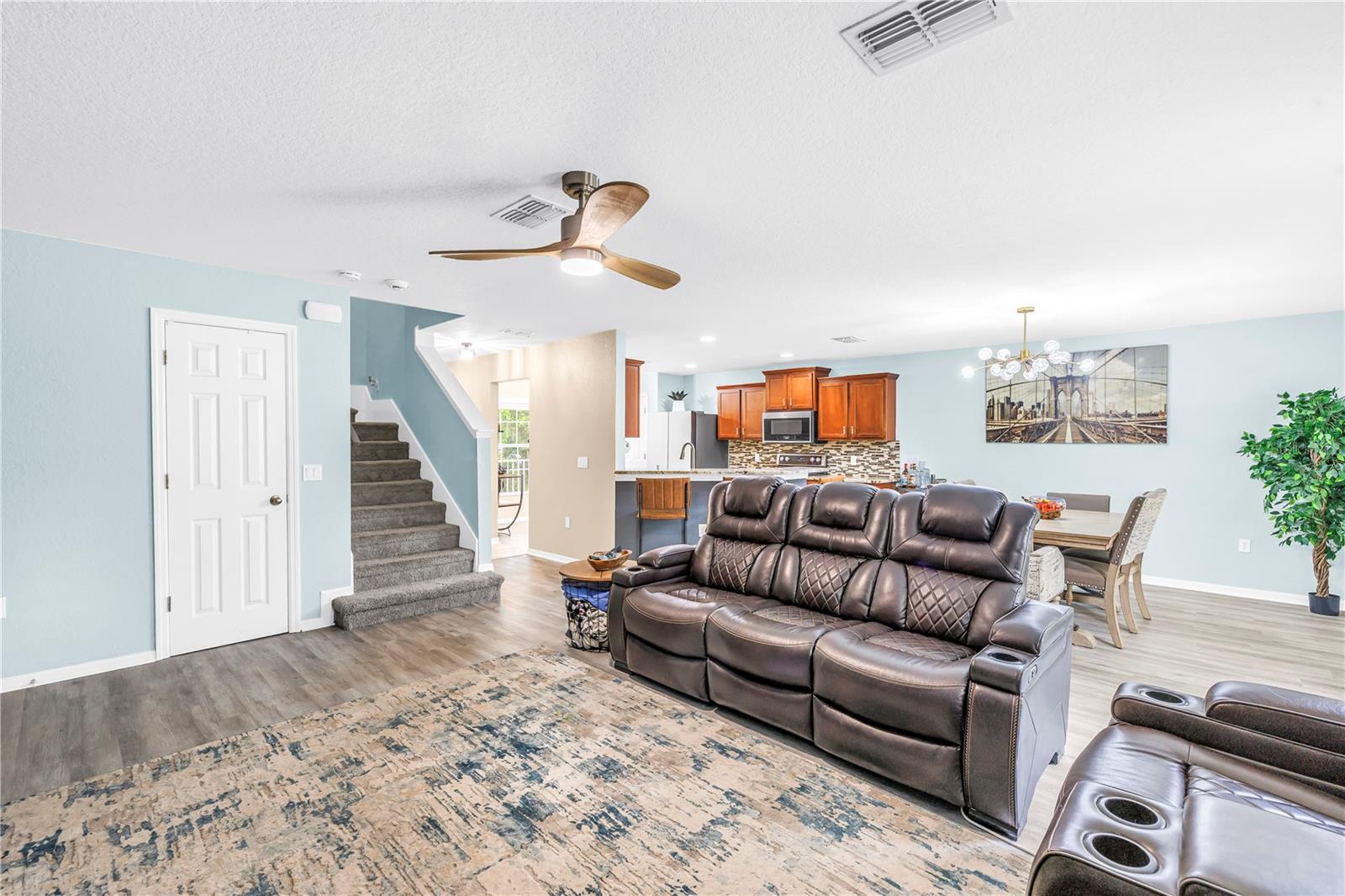 Image 18 of 63 For 9630 Nathaniel Lane