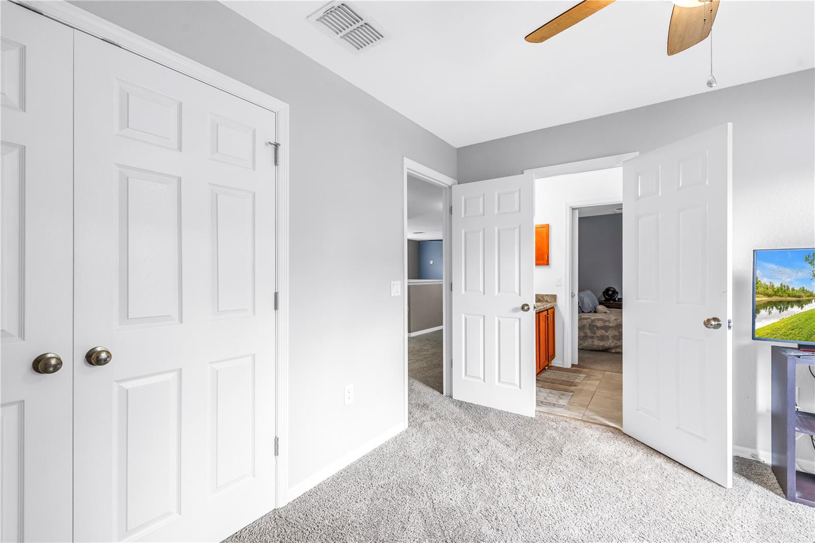 Image 37 of 63 For 9630 Nathaniel Lane