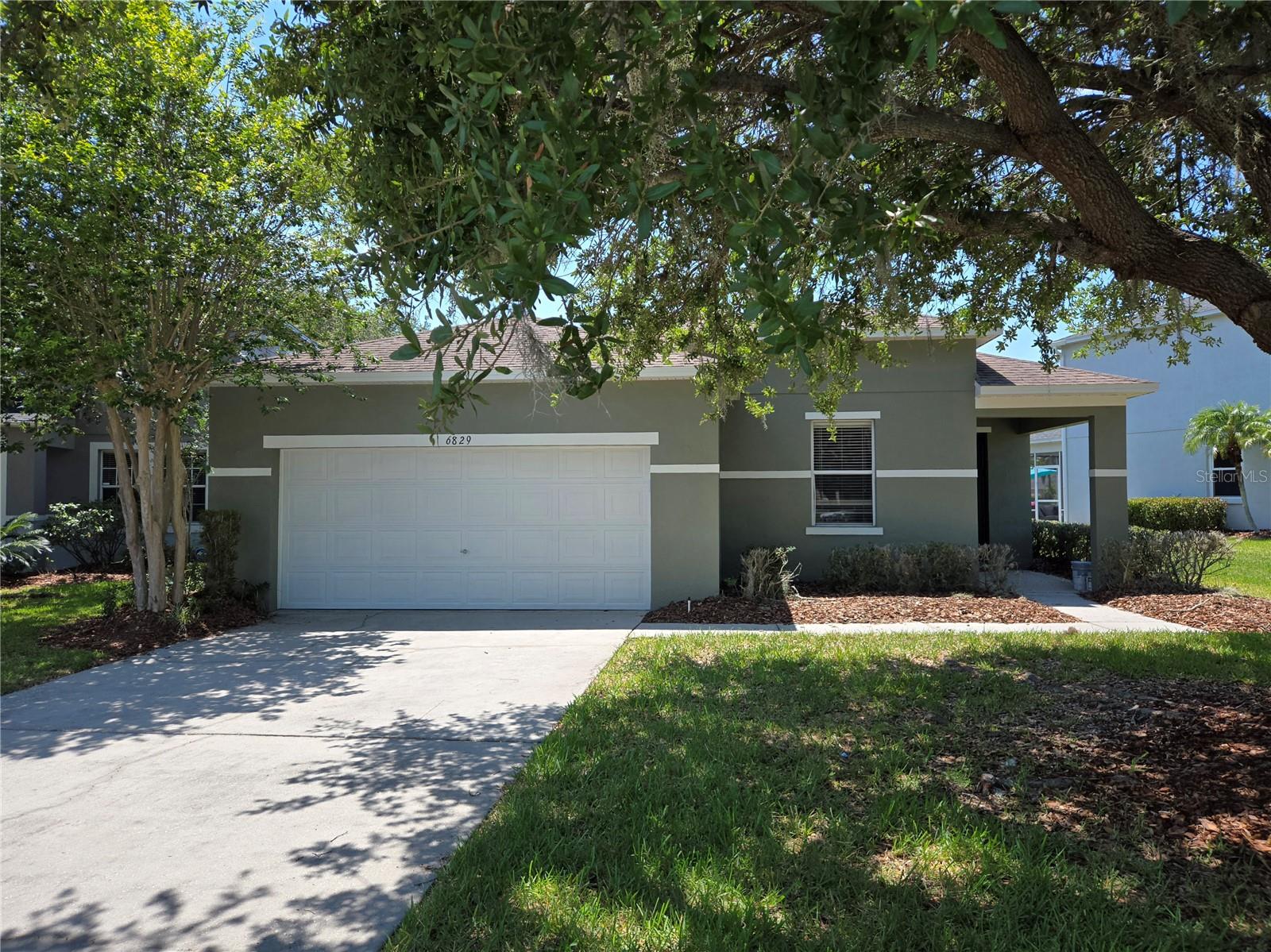 Details for 6829 Lake Eaglebrooke Drive, LAKELAND, FL 33813