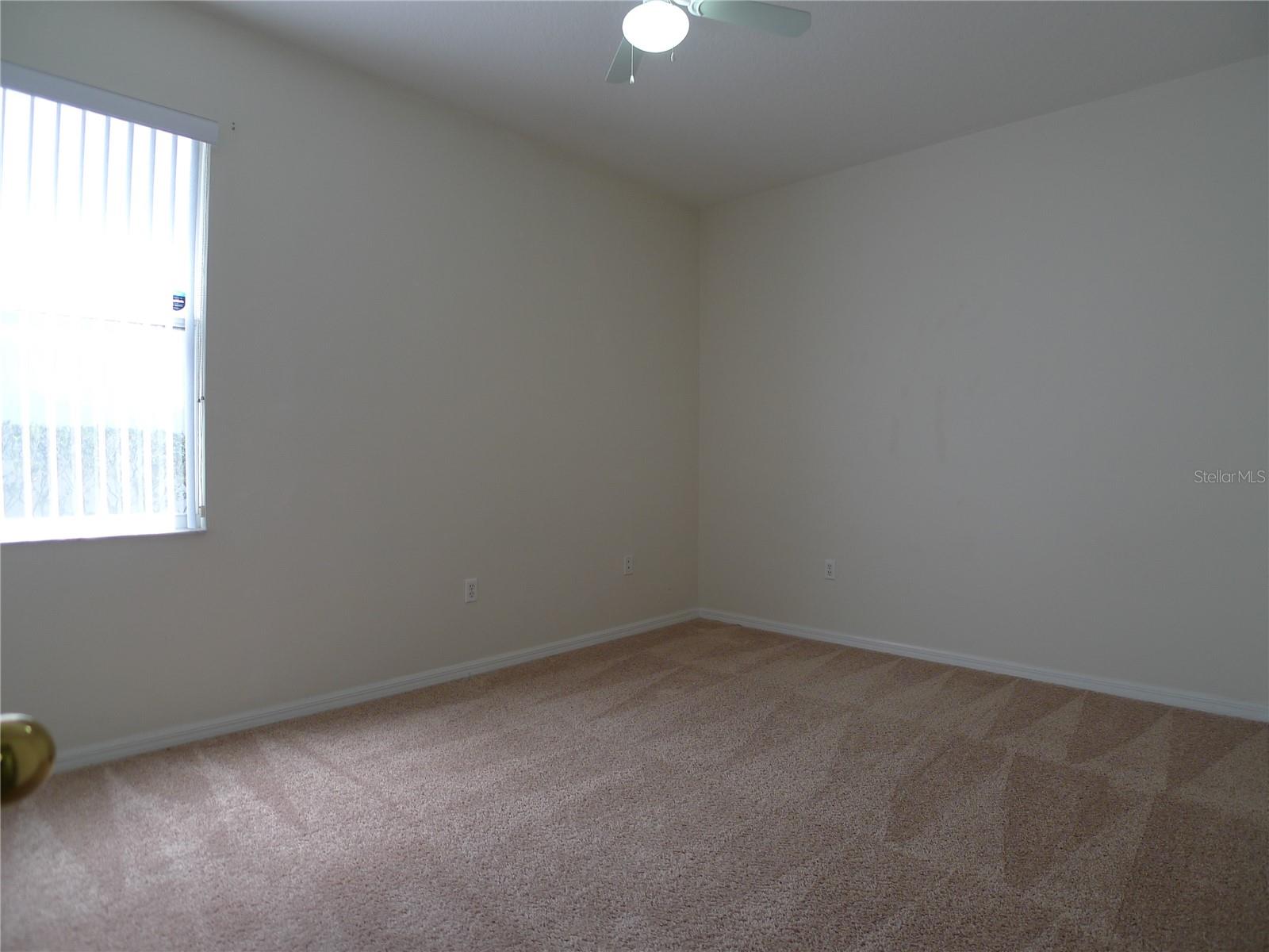 Image 16 of 20 For 6829 Lake Eaglebrooke Drive